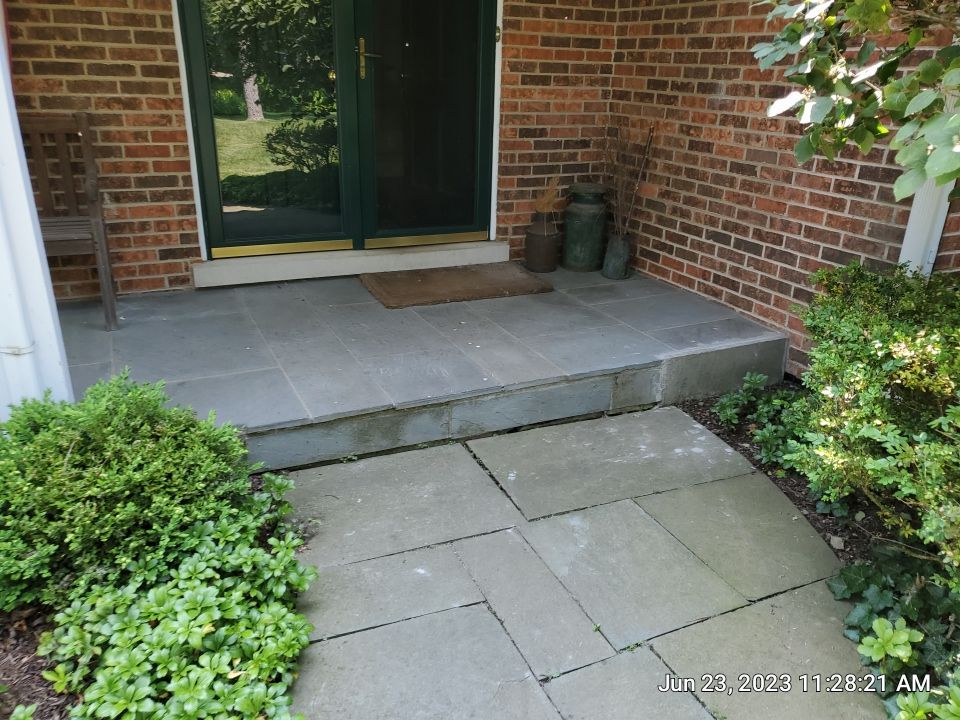 Northfield, IL patio power washing by Northern Power Washing LLC.