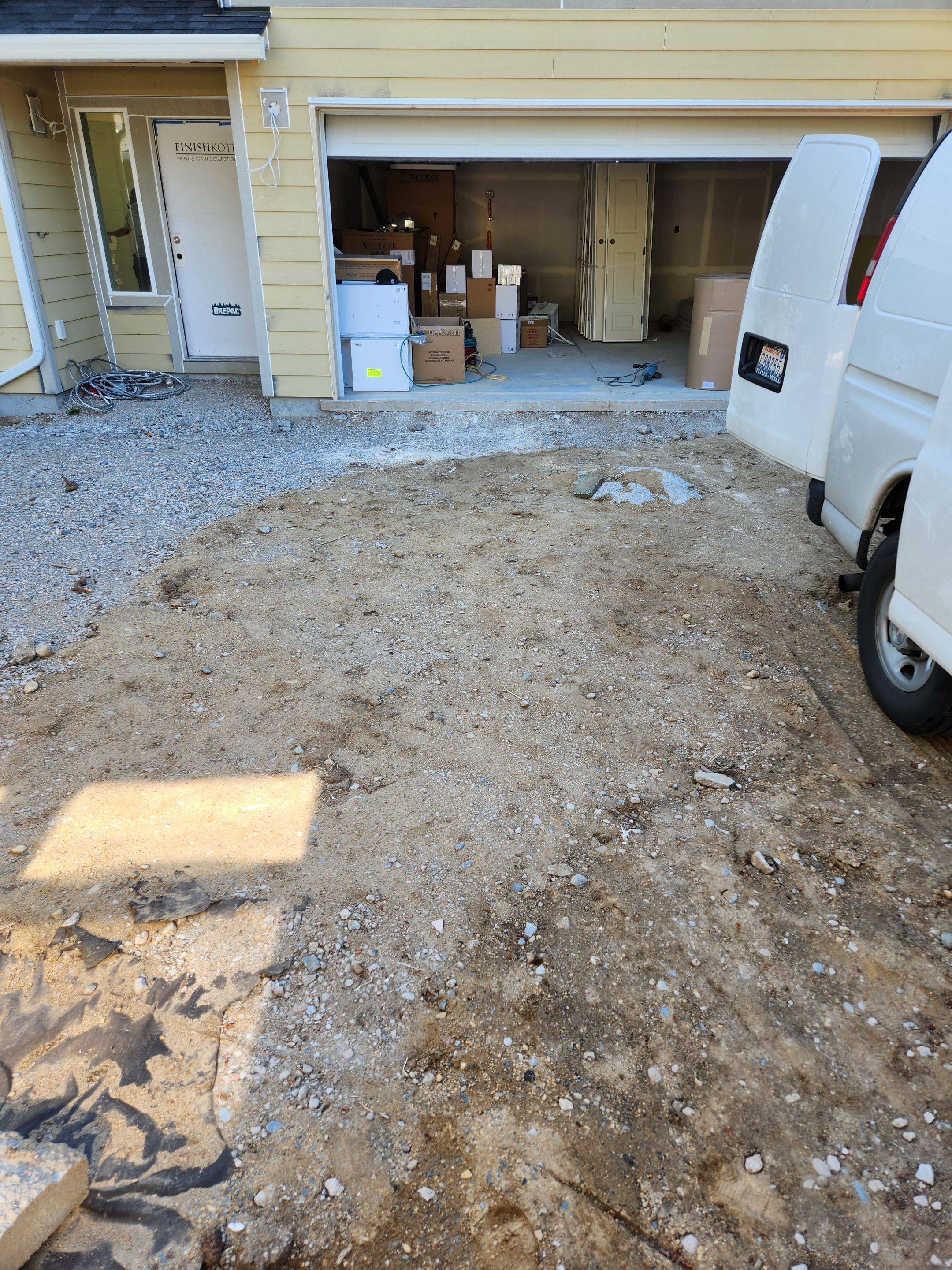 Grant | Concrete Driveway  by Jireh Asphalt & Concrete Inc 