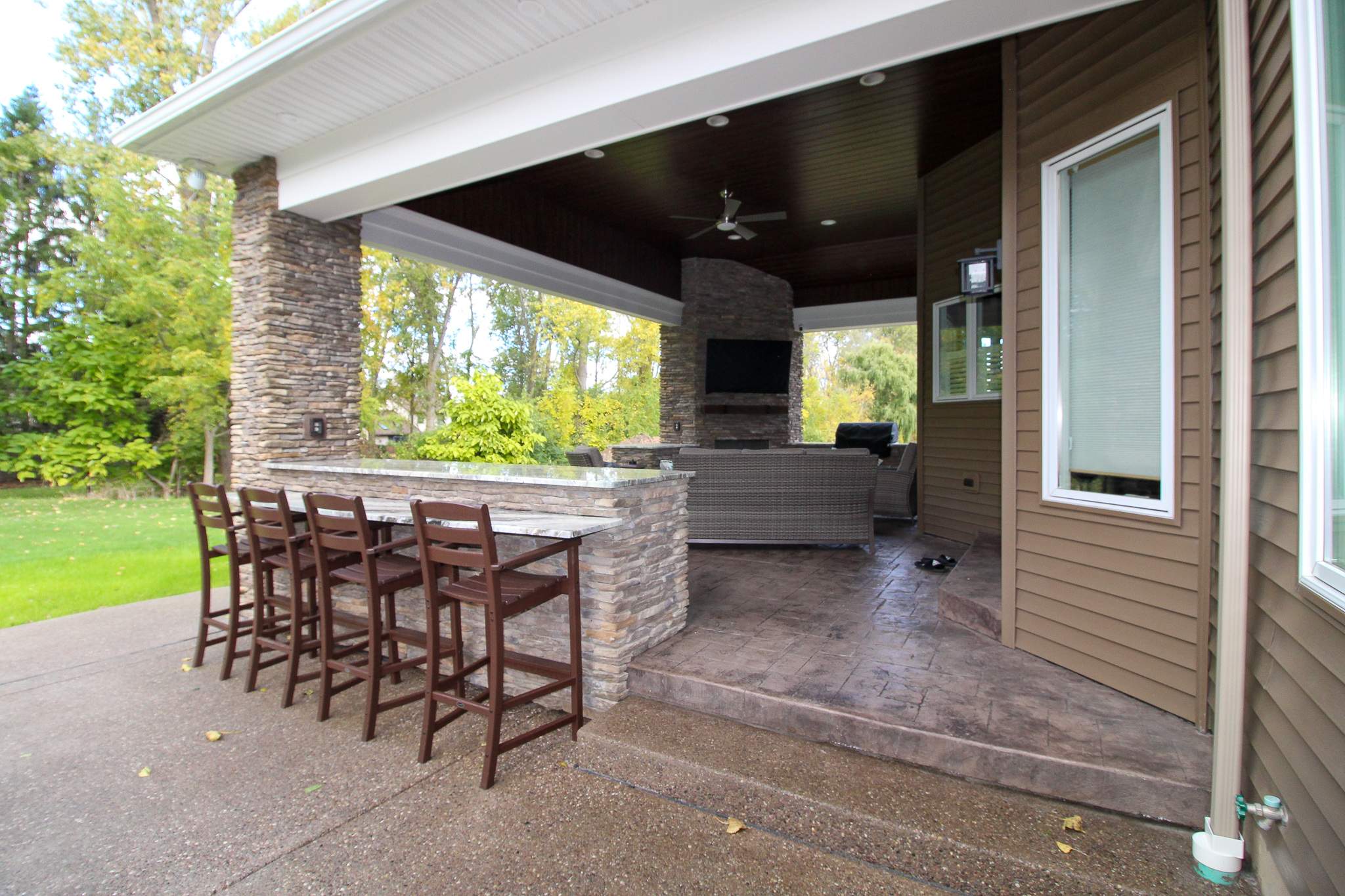 Outdoor Living - Addition by Ivy Lea Construction