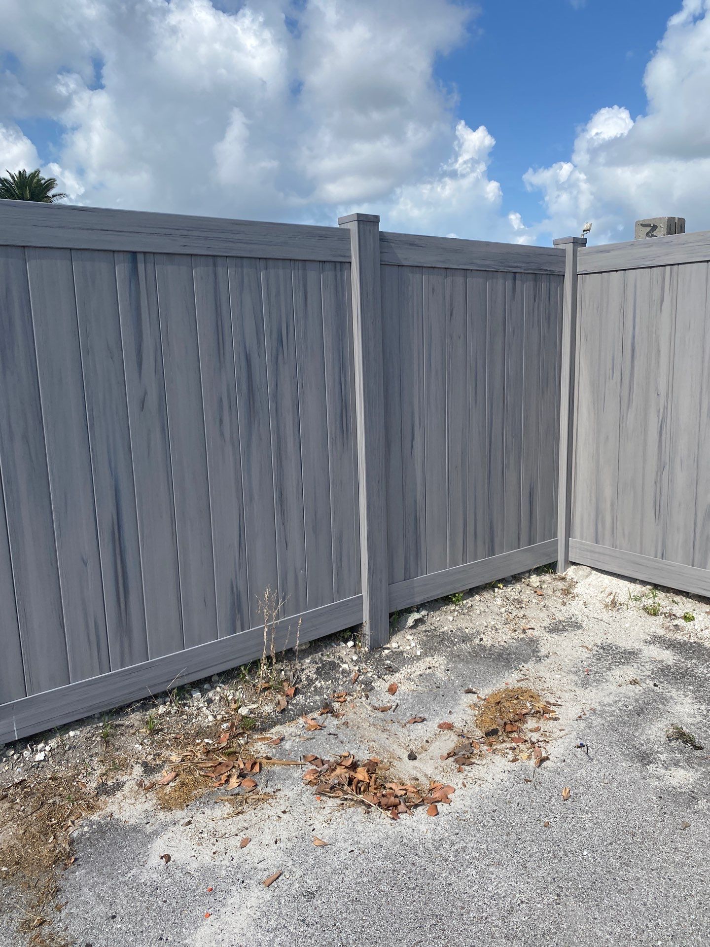 980 Cattlemen Rd  by H&Y Fence