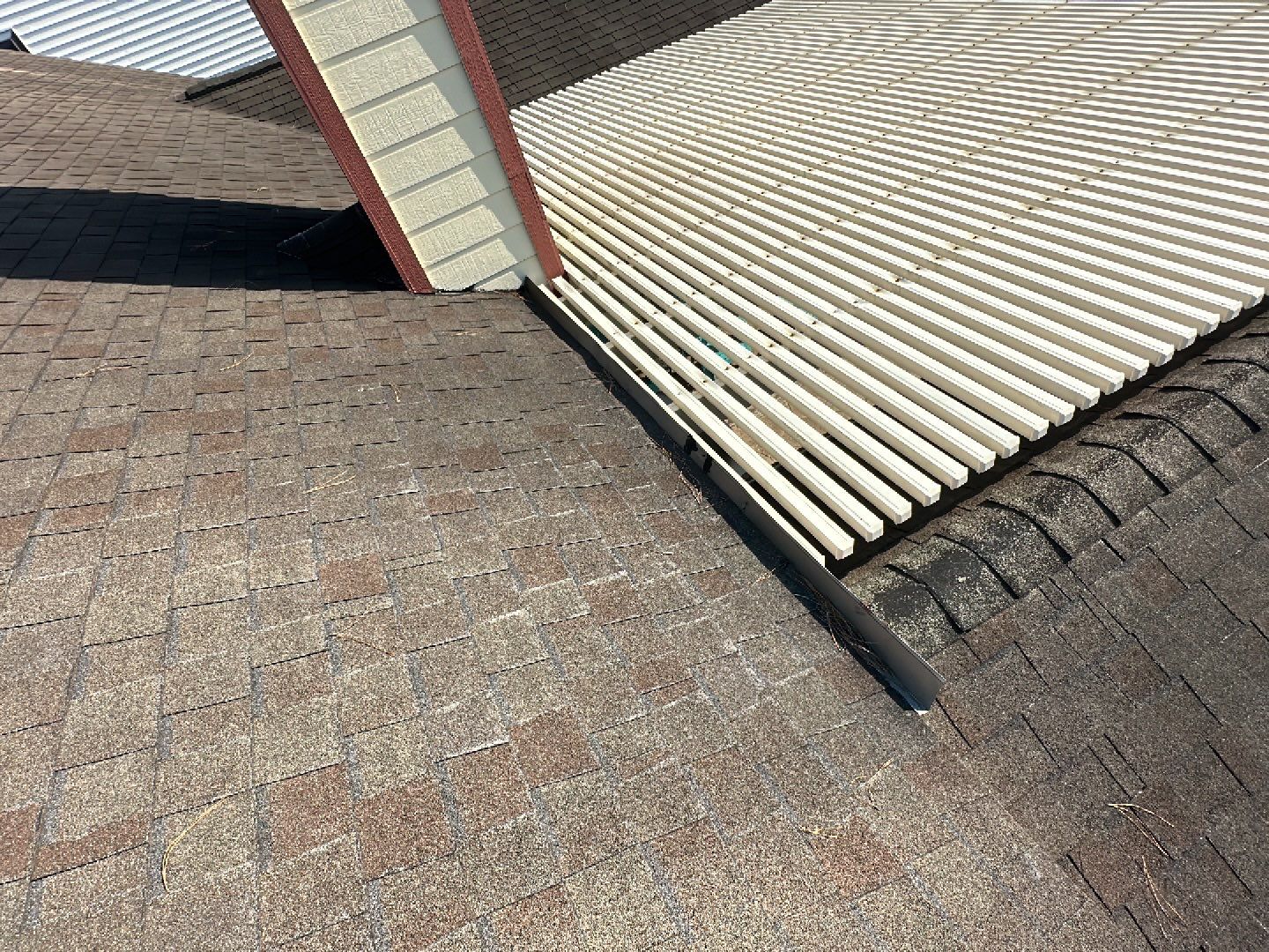 Residential Roofing Installation using Owen's Corning Duration (Lifetime) Shingles by Roof Repair Company