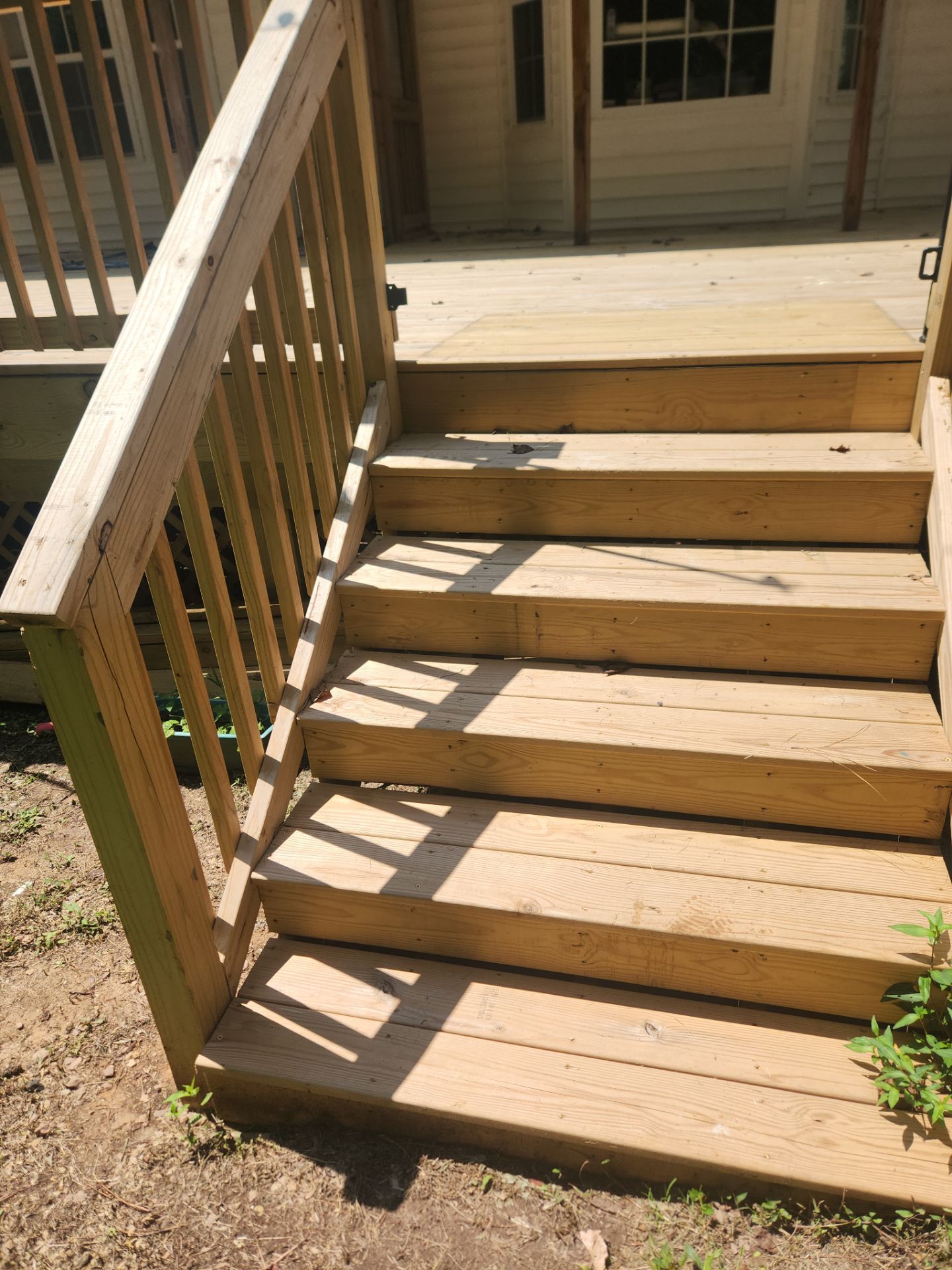 Wood Deck using Wood Sealant by DuraSeal