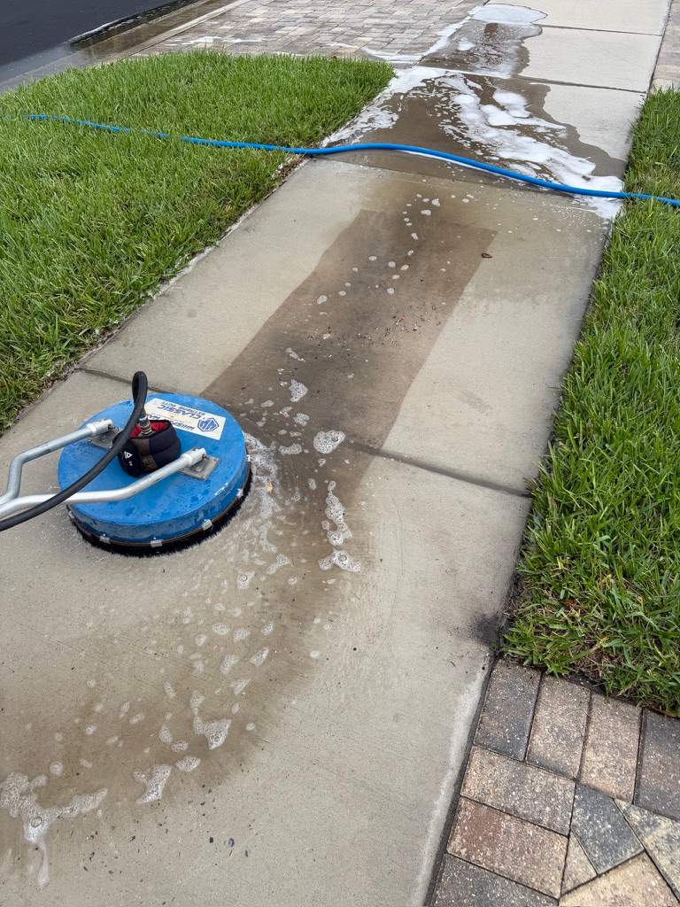 Paver Sealing and Restoration for Valencia Lakes Driveway by Supreme Paver Experts
