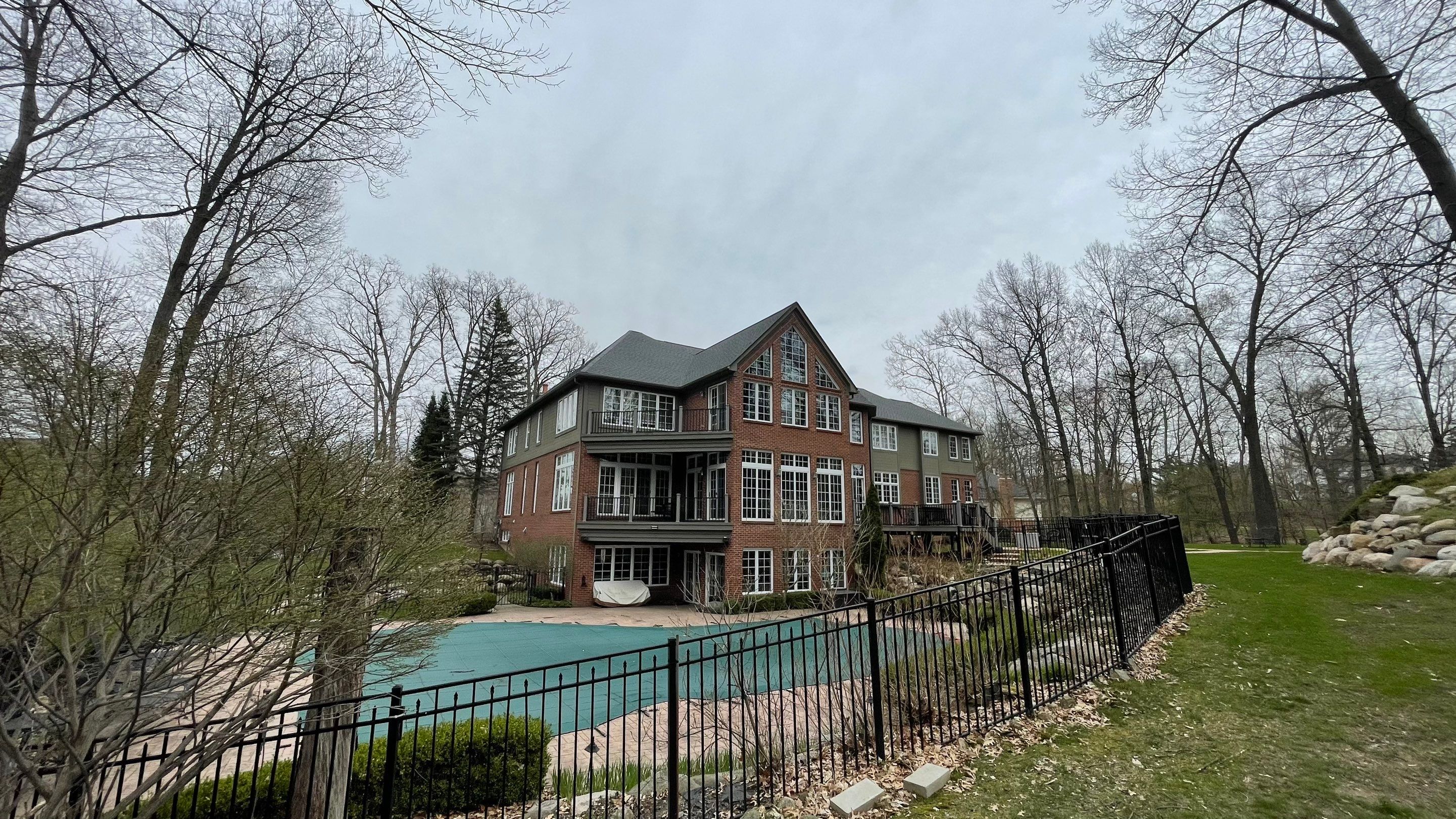 New Roof - Private Residence   by Bloomfield Construction & Restoration