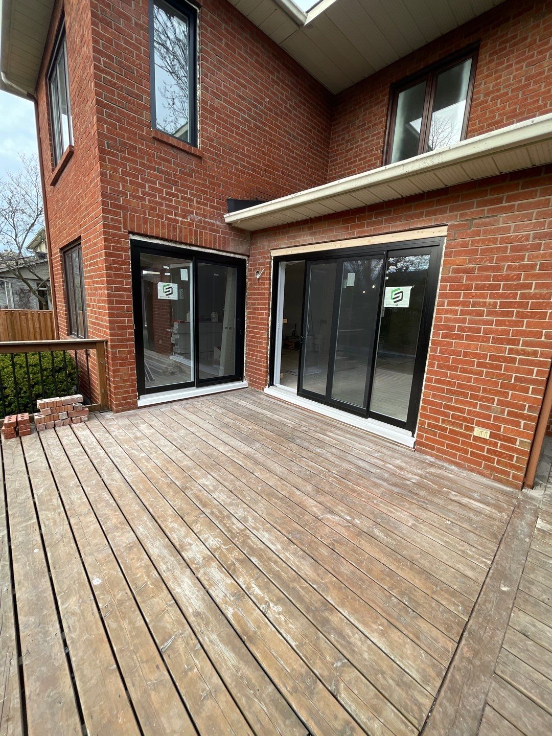 Large scale renovation by Eco-Nature Construction Inc.