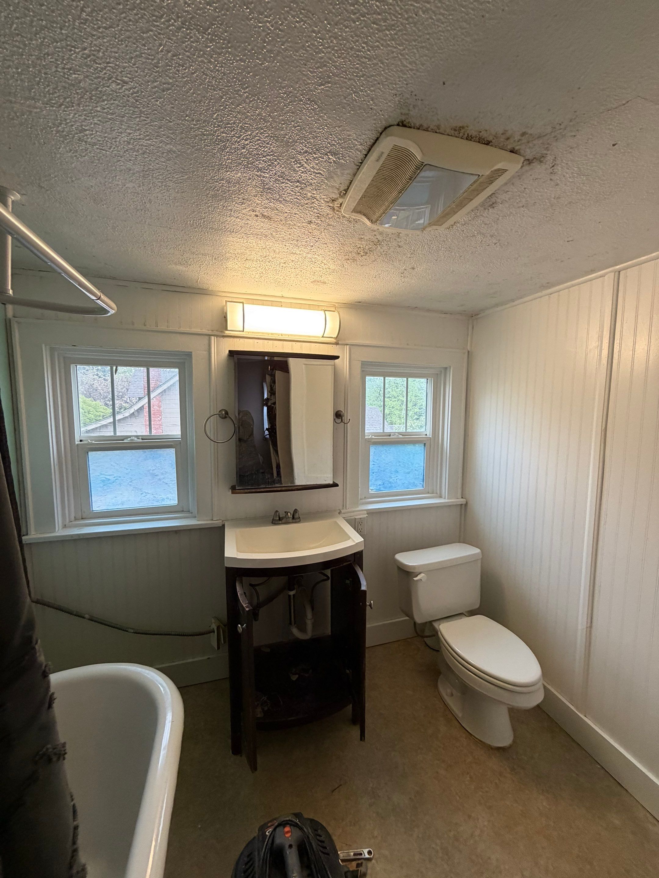 Bathroom Renovation by Handyman State LLC