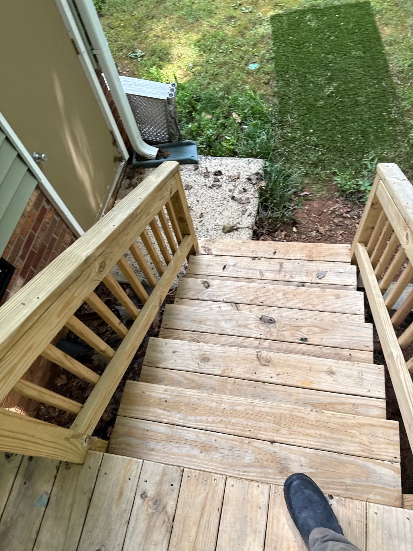 Wood Deck using Wood Sealant by DuraSeal