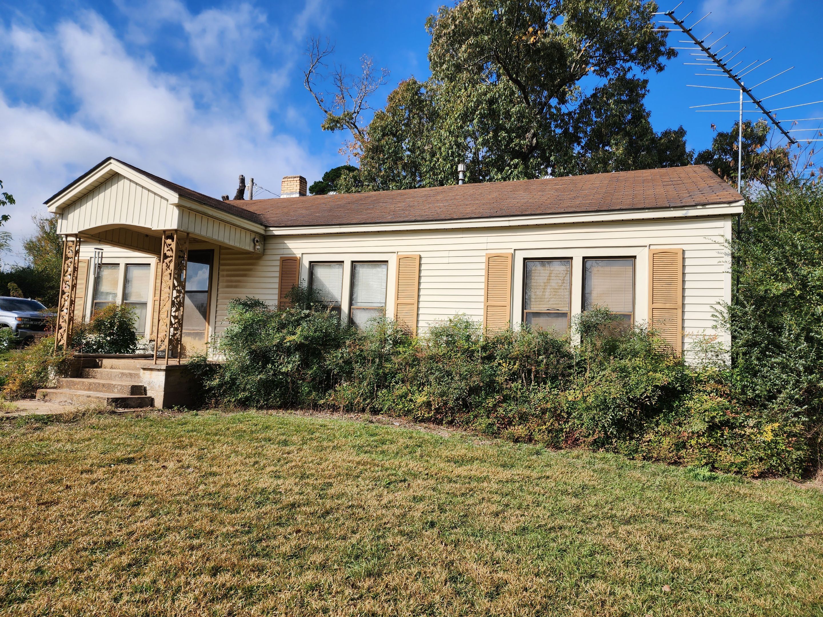 Residential Roofing Repair using Malarkey Highlander: Natural Wood by Hostetler Roofing