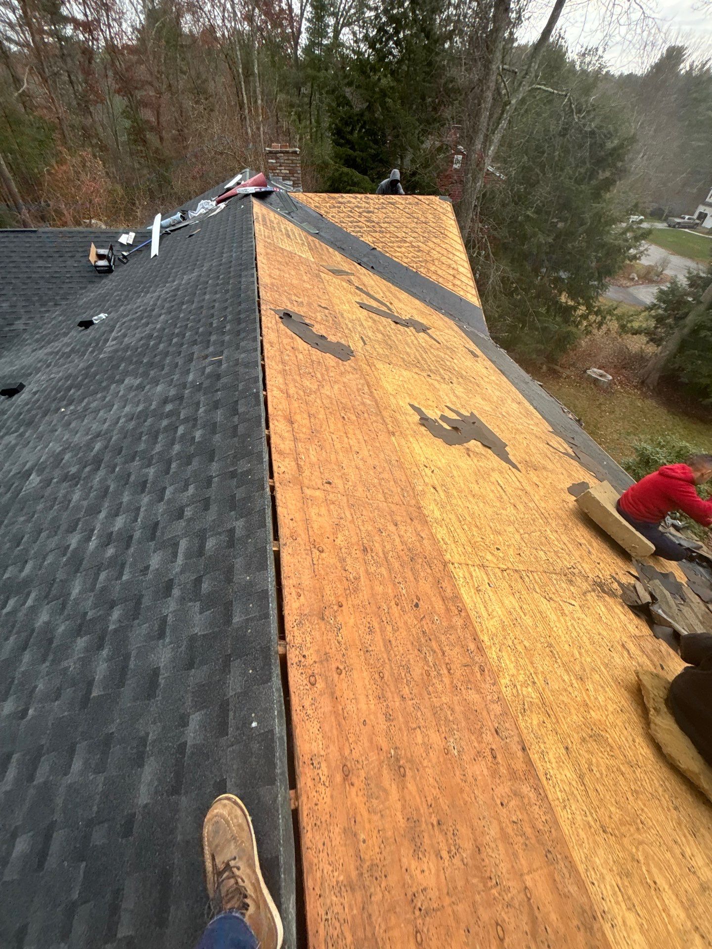 GAF Charcoal Roof Replacement with Vent Leak Repairs, PVC Fascia & Leaf Guard Gutters by Sensible Home Solutions