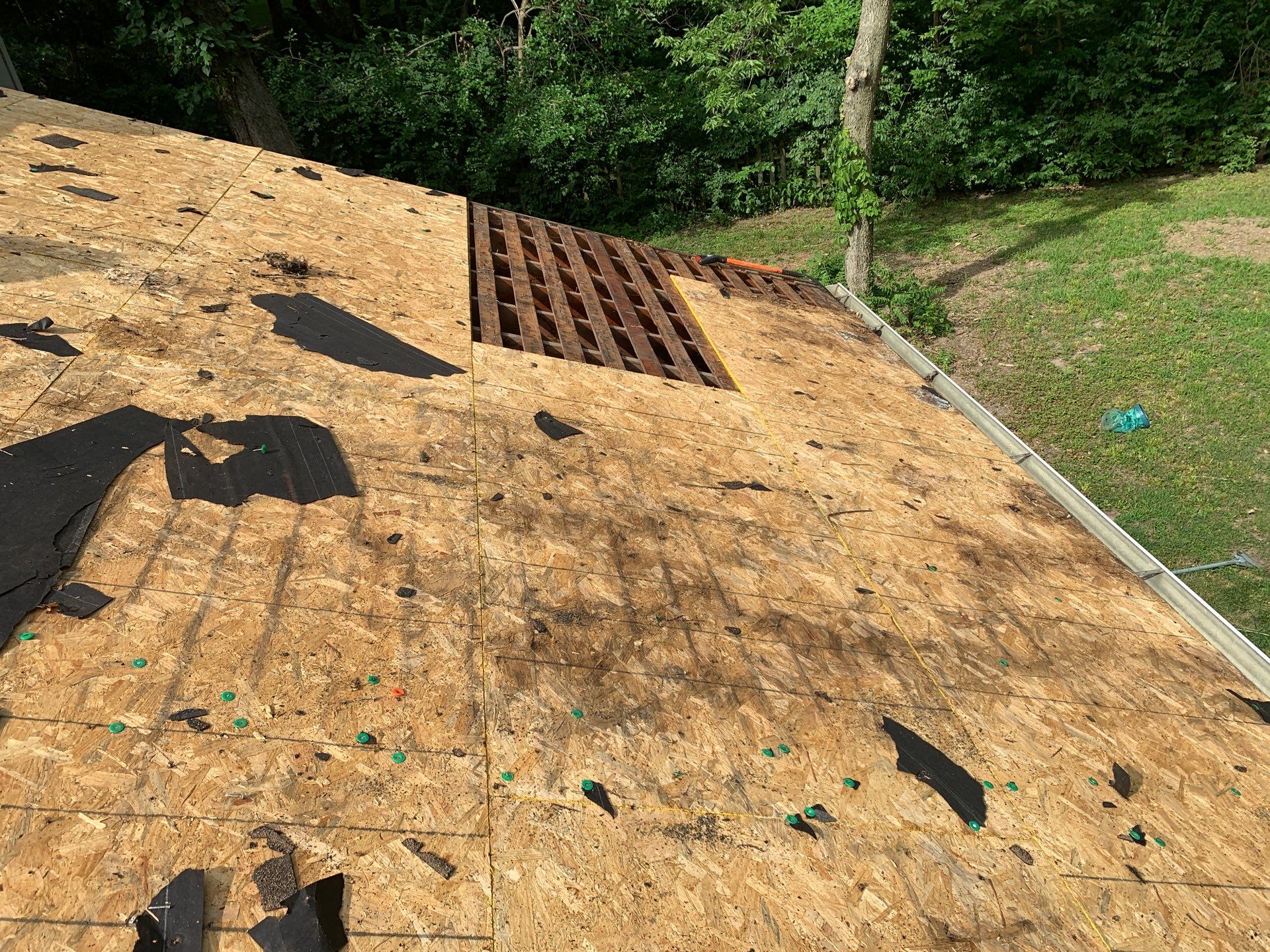 BYE BYE Wood Shakes by EEC Windows, Siding & Roofing