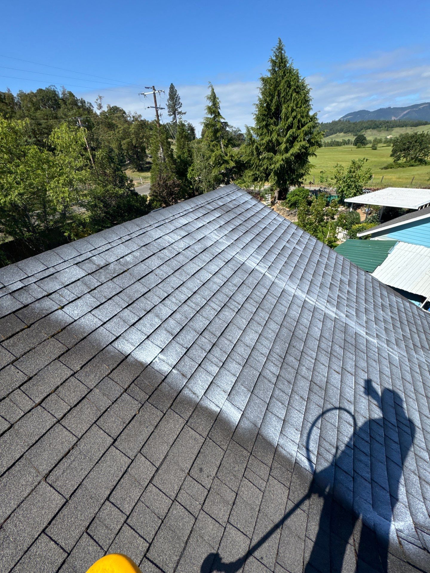 Project in Sutherlin by Roof Maxx of Grants Pass