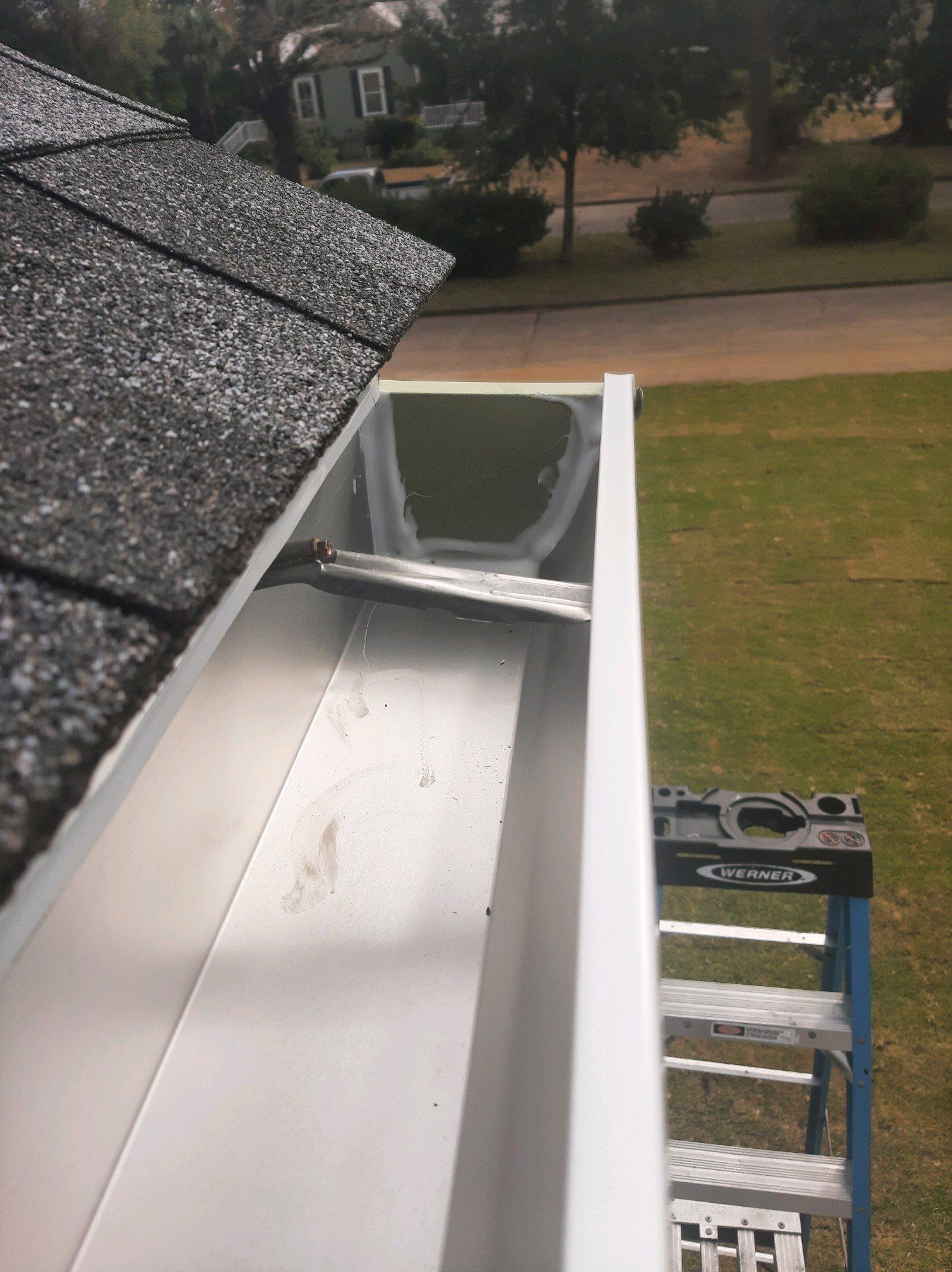 Gutter Installation using K-Style Seamless Gutters by Gutter Professors