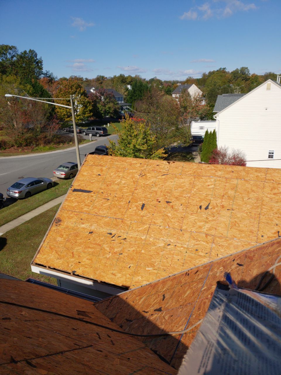 Woodbridge: CertainTeed Landmark Designer Shingles in Cottage Red by RM Banning, Inc.