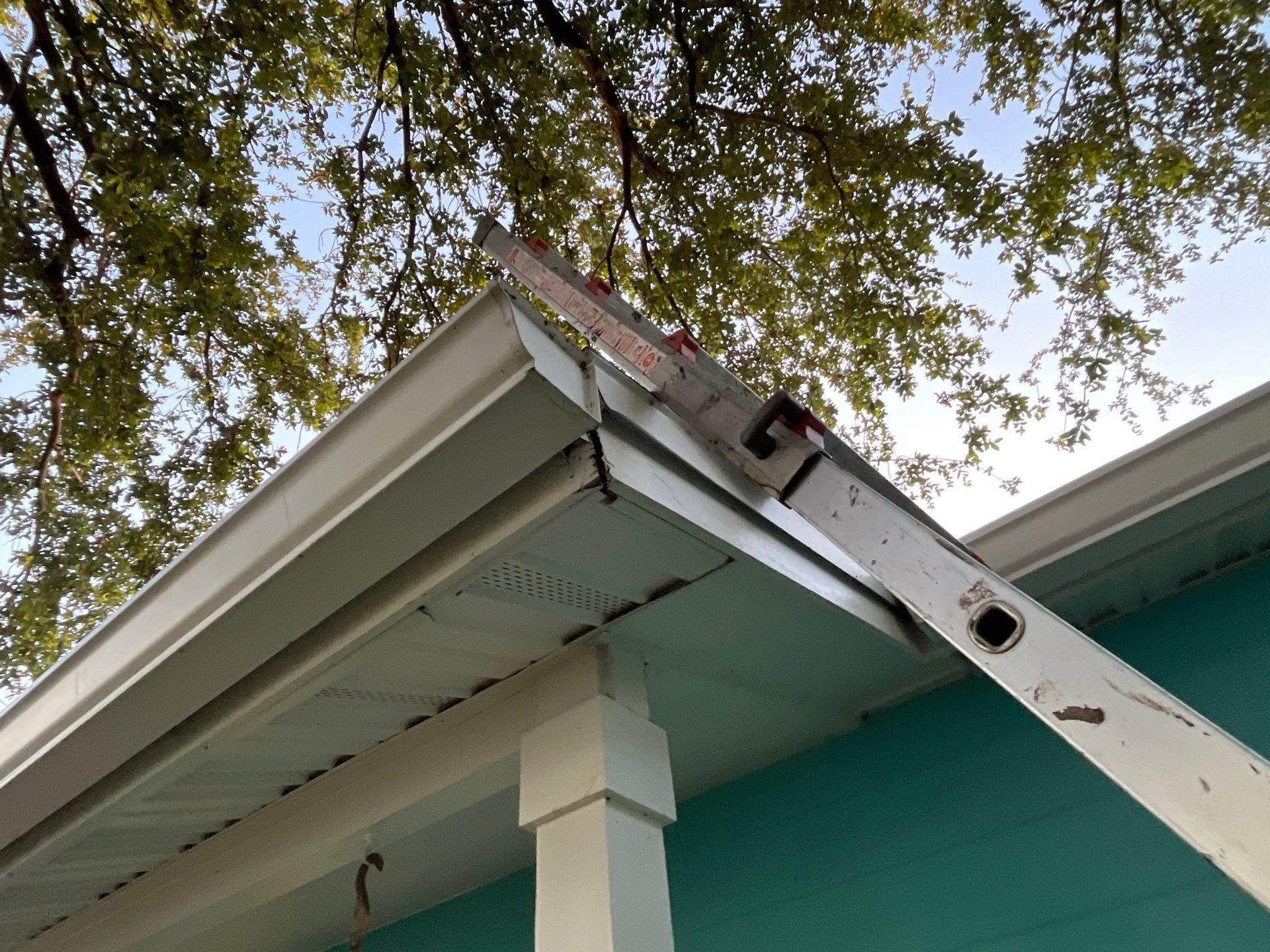 Project in St. Petersburg 33713 by Mitchell Roofing Company LLC 