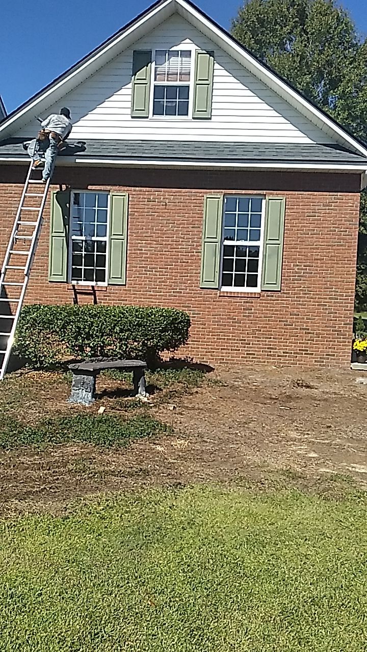 Residential Roofing Installation using Owens Corning Oakridge- Williamsburg Gray by Indigo State Roofing