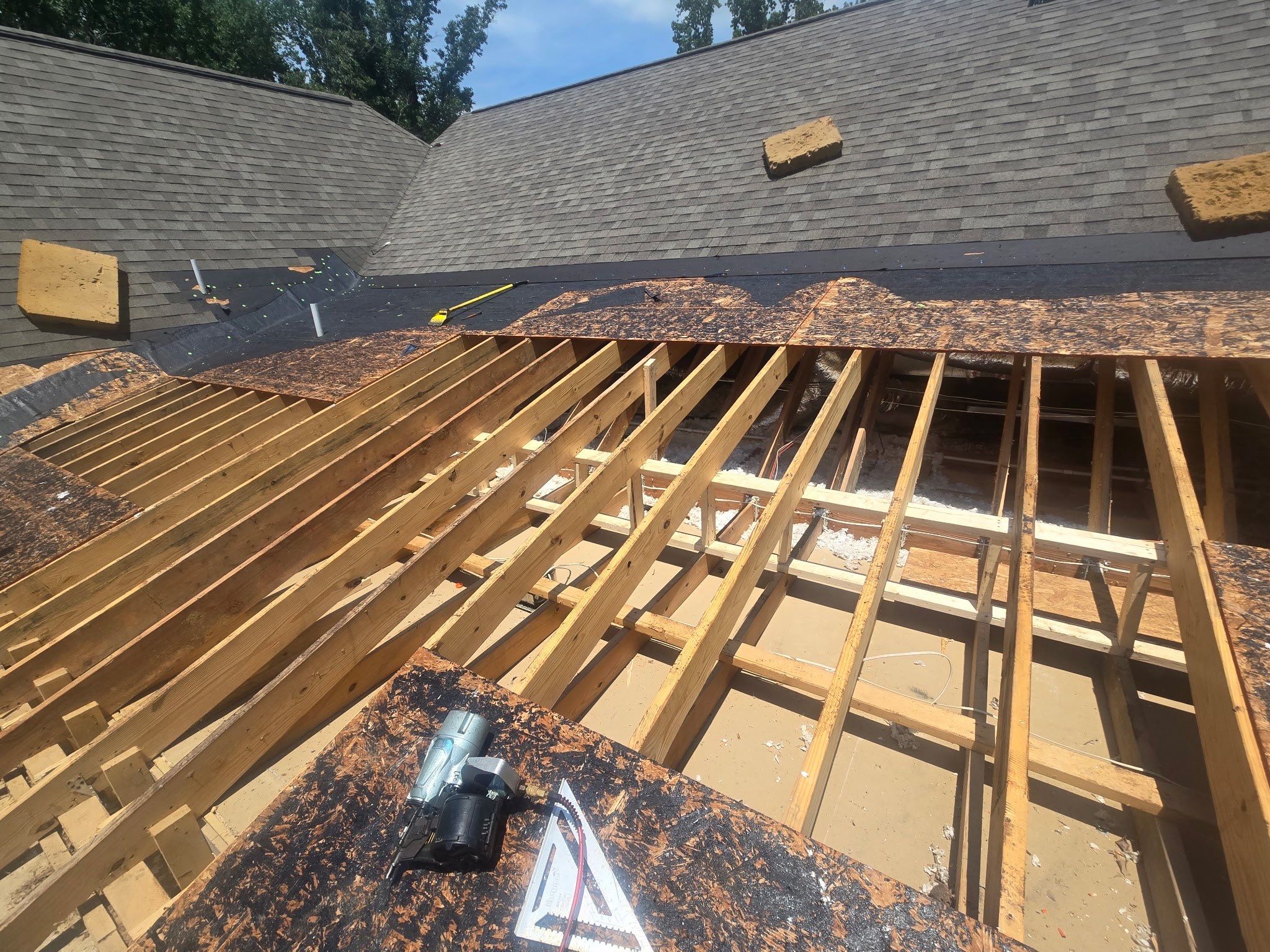 Residential Asphalt Shingle Roof Replacement in Hernando, Mississippi by Revival Roofing Services