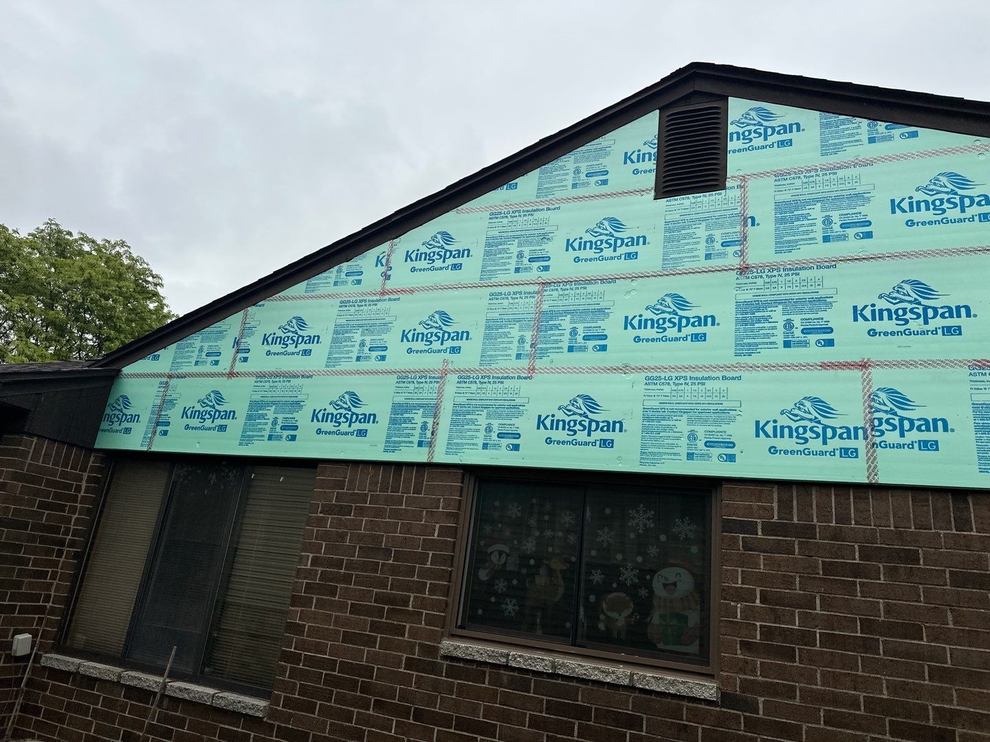 Siding Installation using Ascend 7" Composite Flagship Brown by 180 Contractors