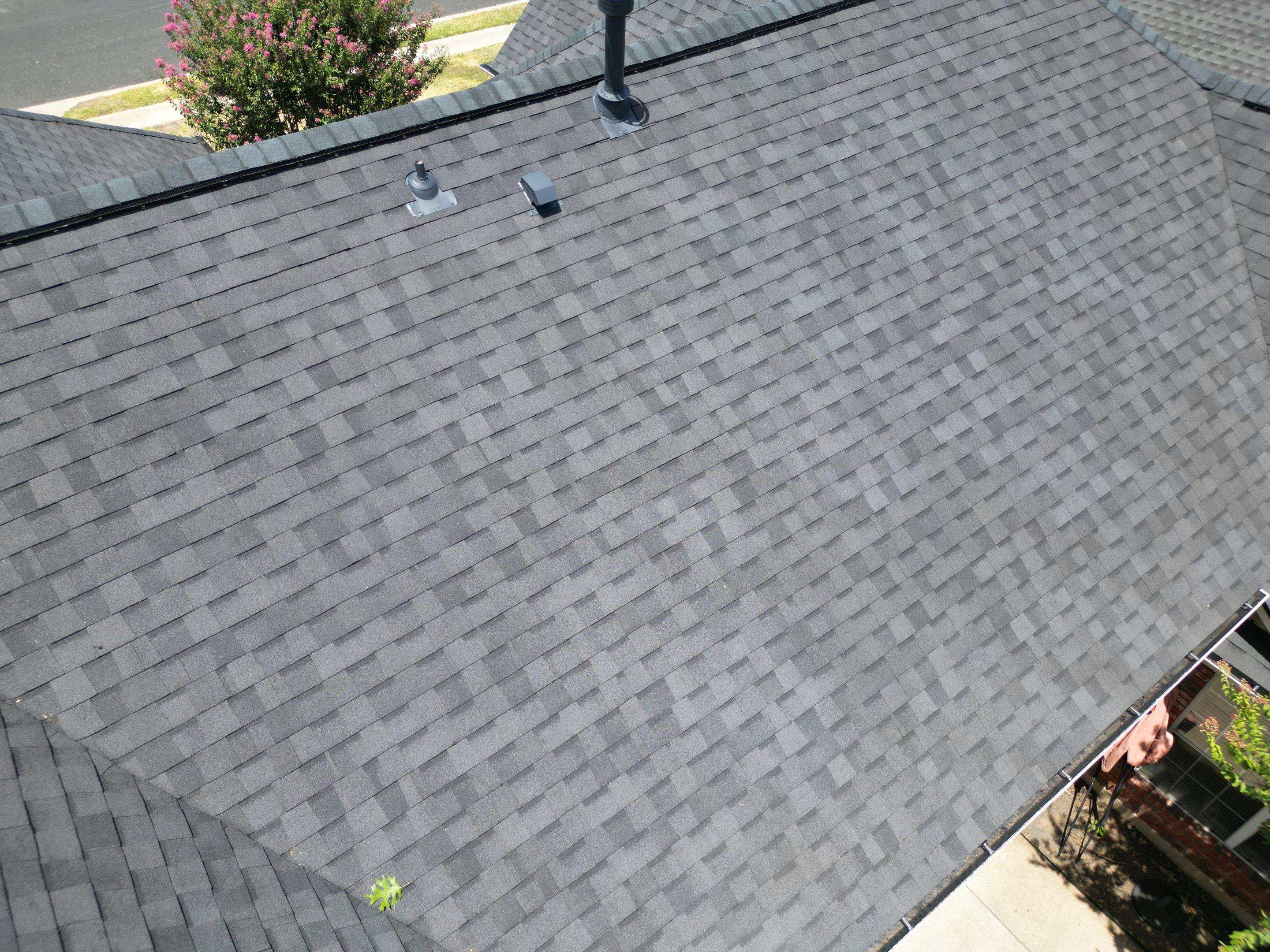 Moire Black - CertainTeed Landmark by RoofsOnly.com
