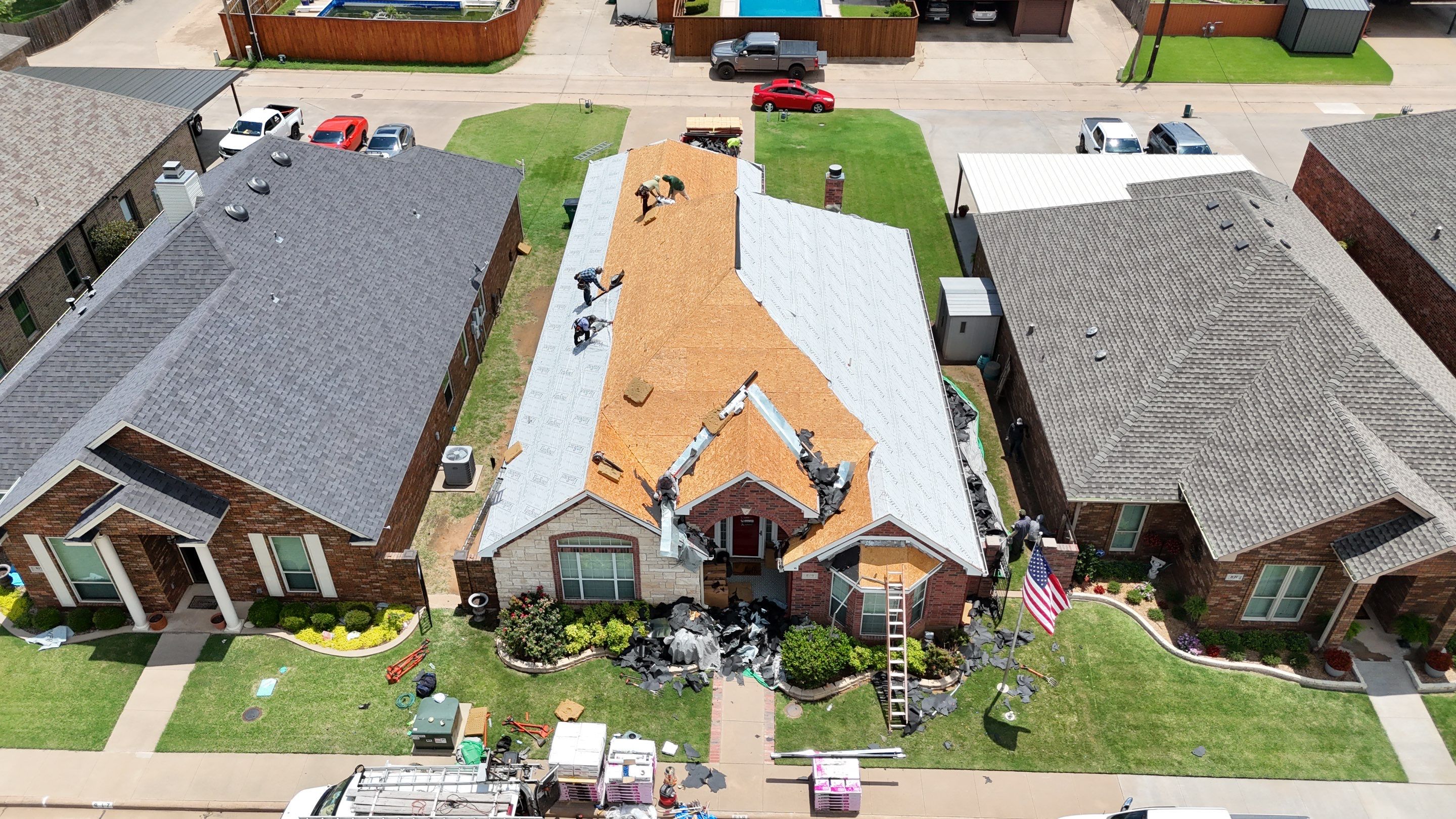 Burkburnett Roof Replacement Featuring Owens Corning Onyx Black Shingles by Shearman Roofing & Construction