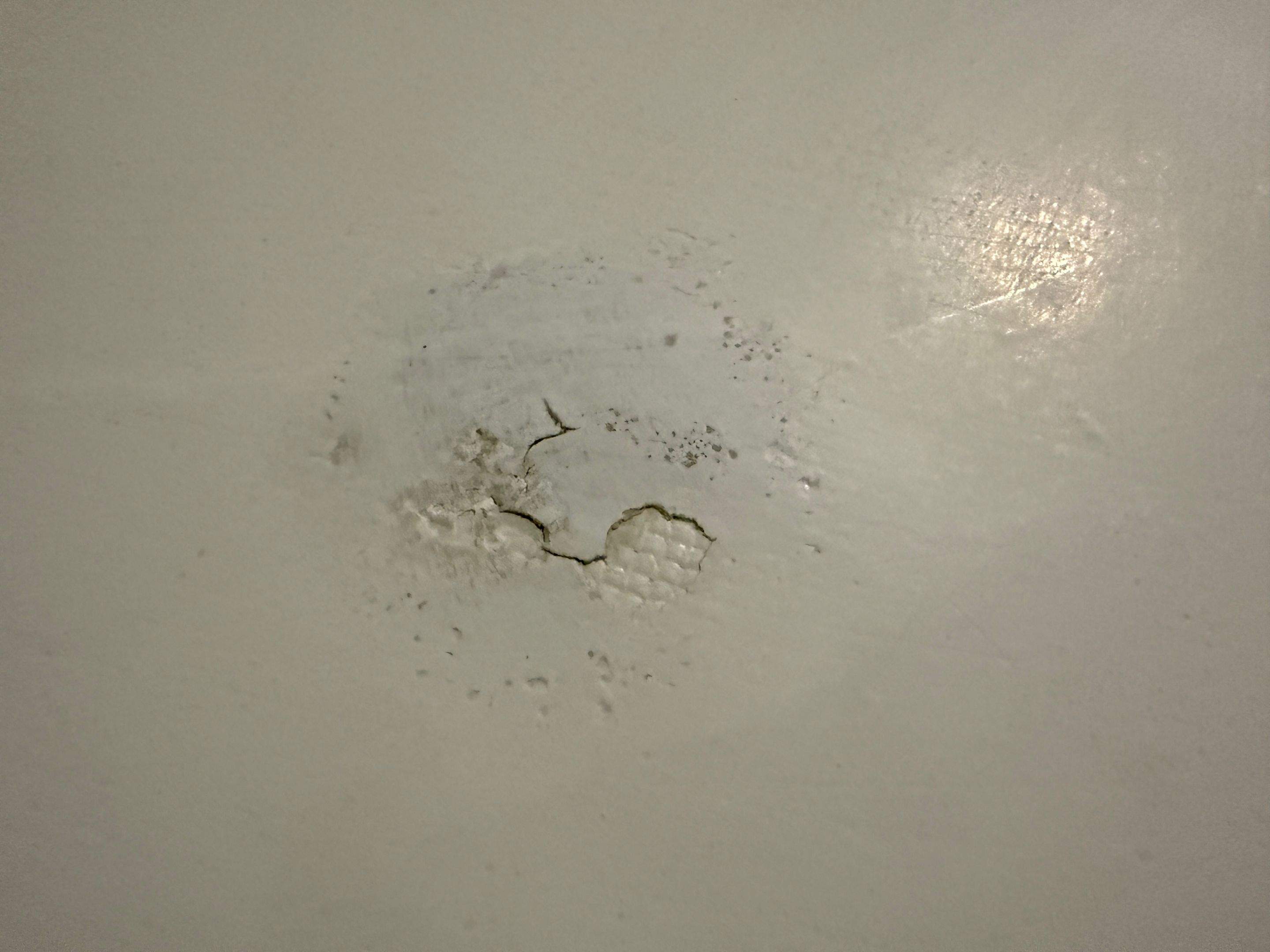 Bathtub Cosmetic Repair by Surface Experts - Cypress / North Katy