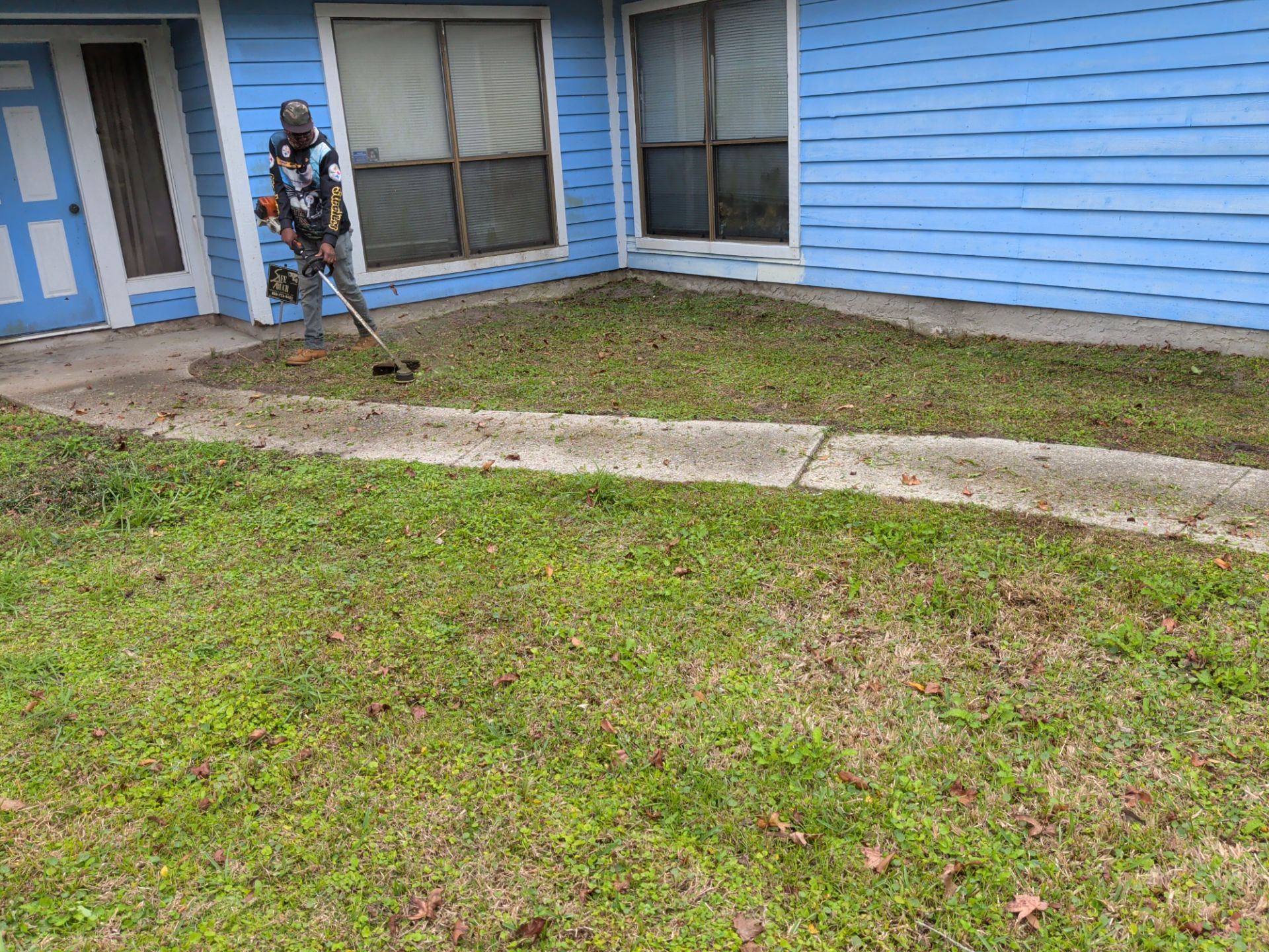 Pressure Washing/Soft Wash & Lawn Care Service — Jacksonville Beach Area by Harmoni Home Services