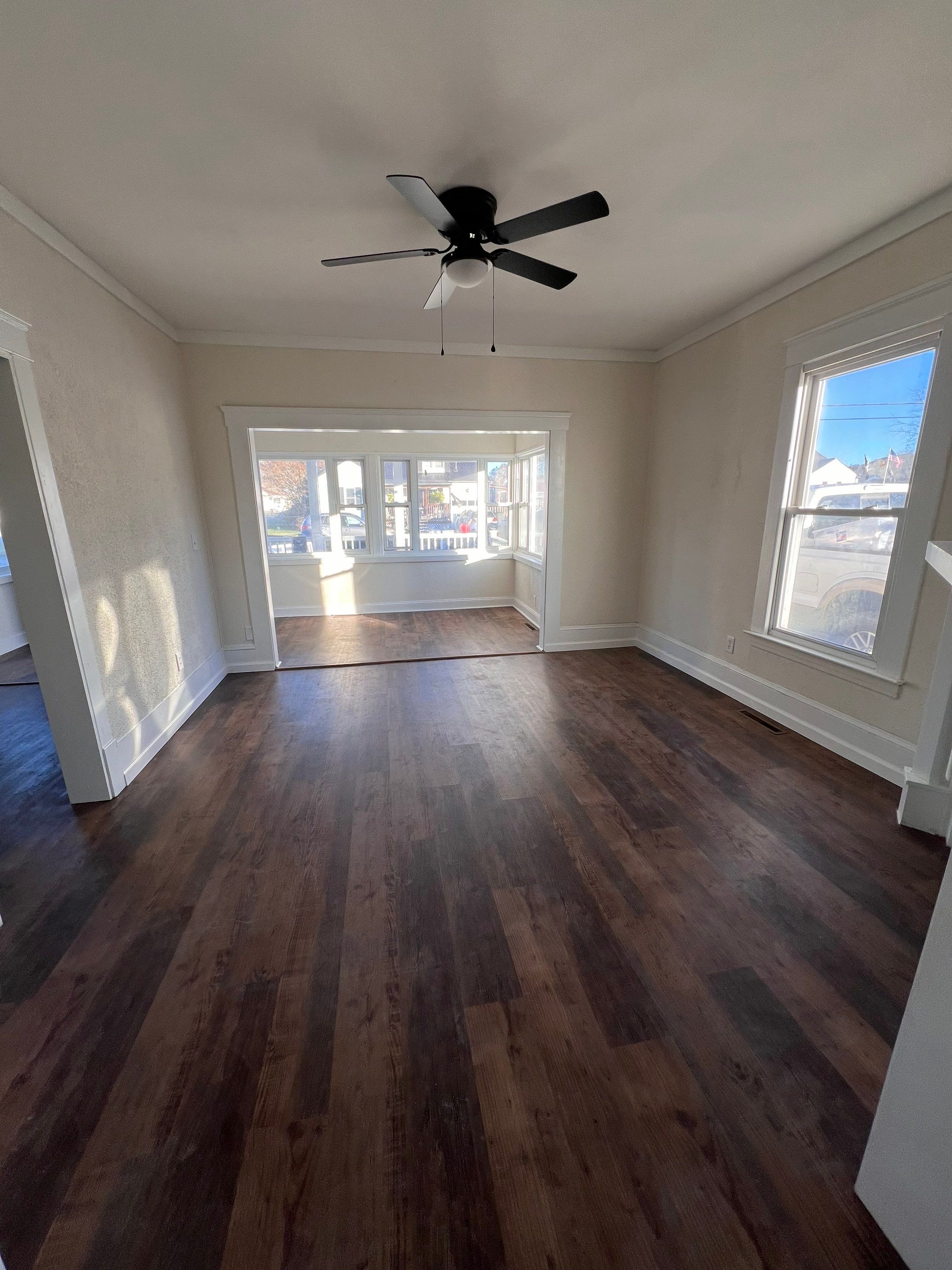 627 Cunningham in Saint Albans by MAJO