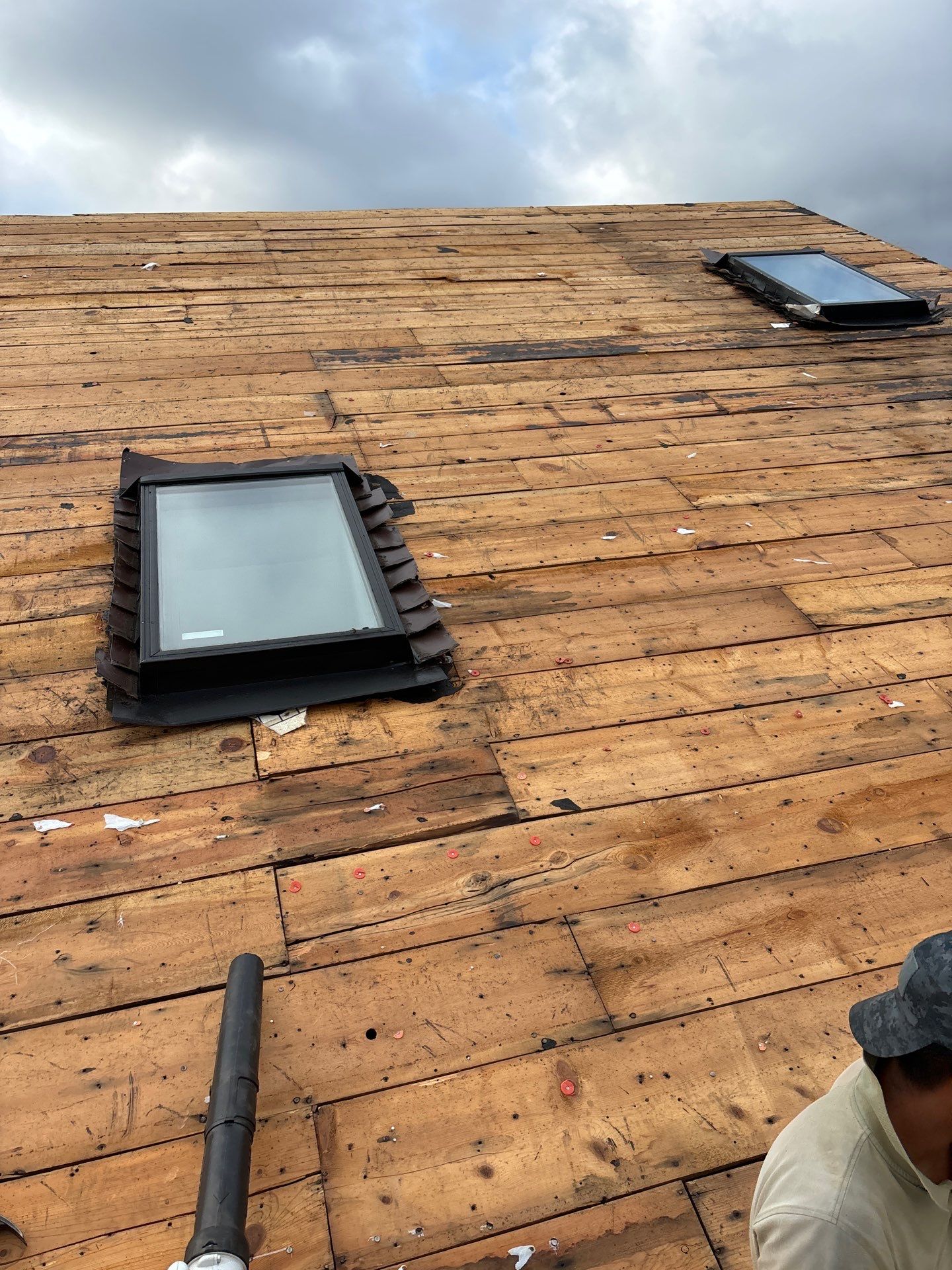 Residential Roofing Installation using GAF Timberline HDZ Charcoal by Rainstoppers Roofing