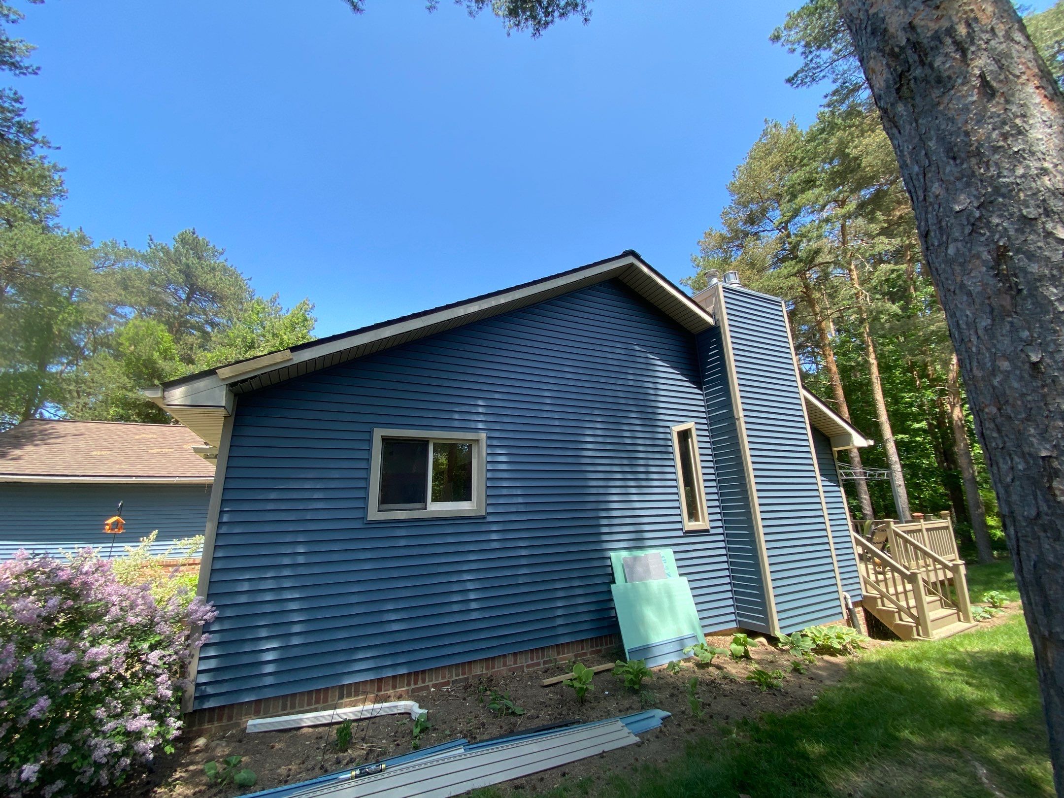 Siding Replacement using CertainTeed Restoration Classis D4 by 180 Contractors