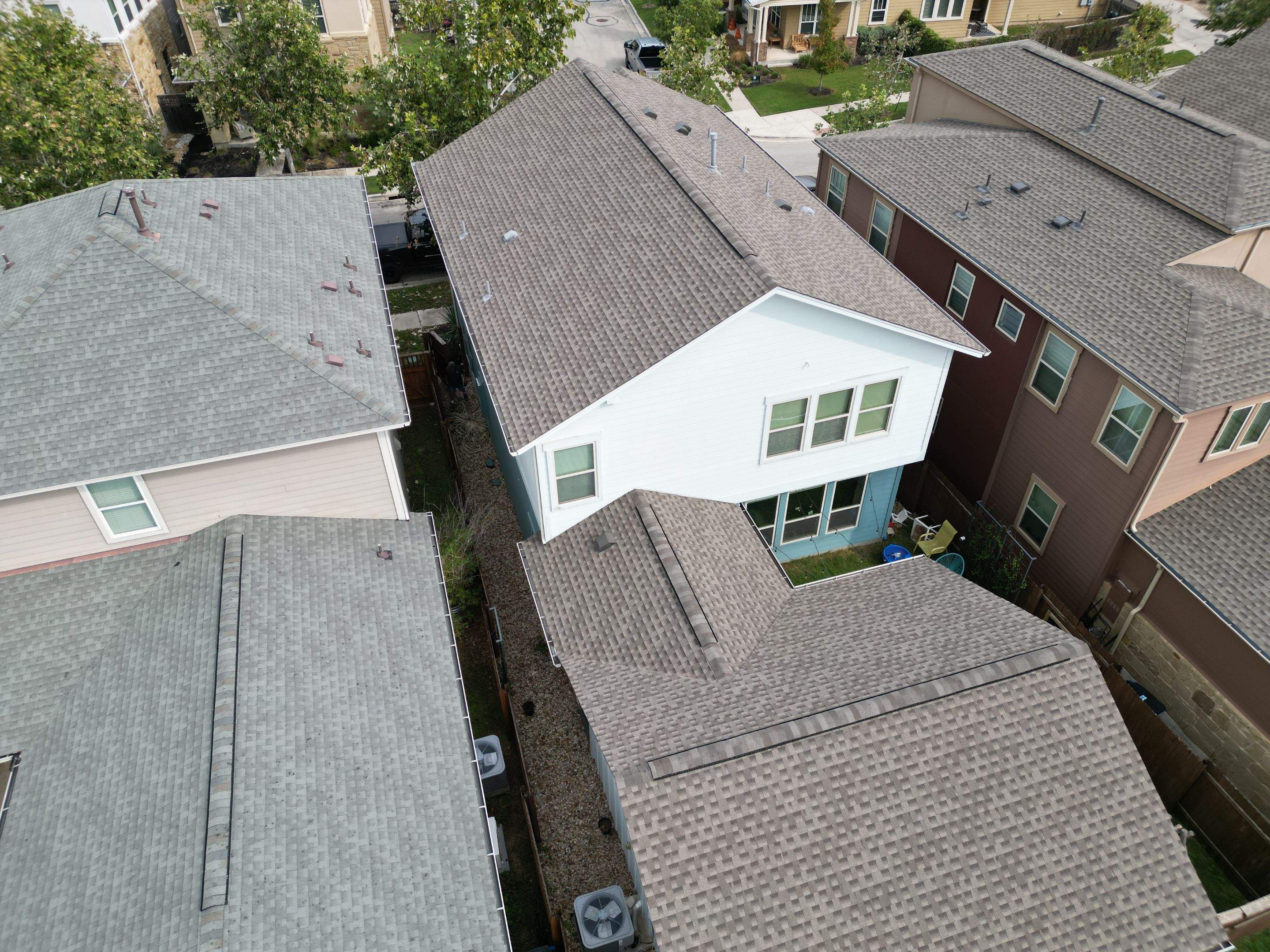 Weathered Wood - GAF Timberline HDZ by RoofsOnly.com