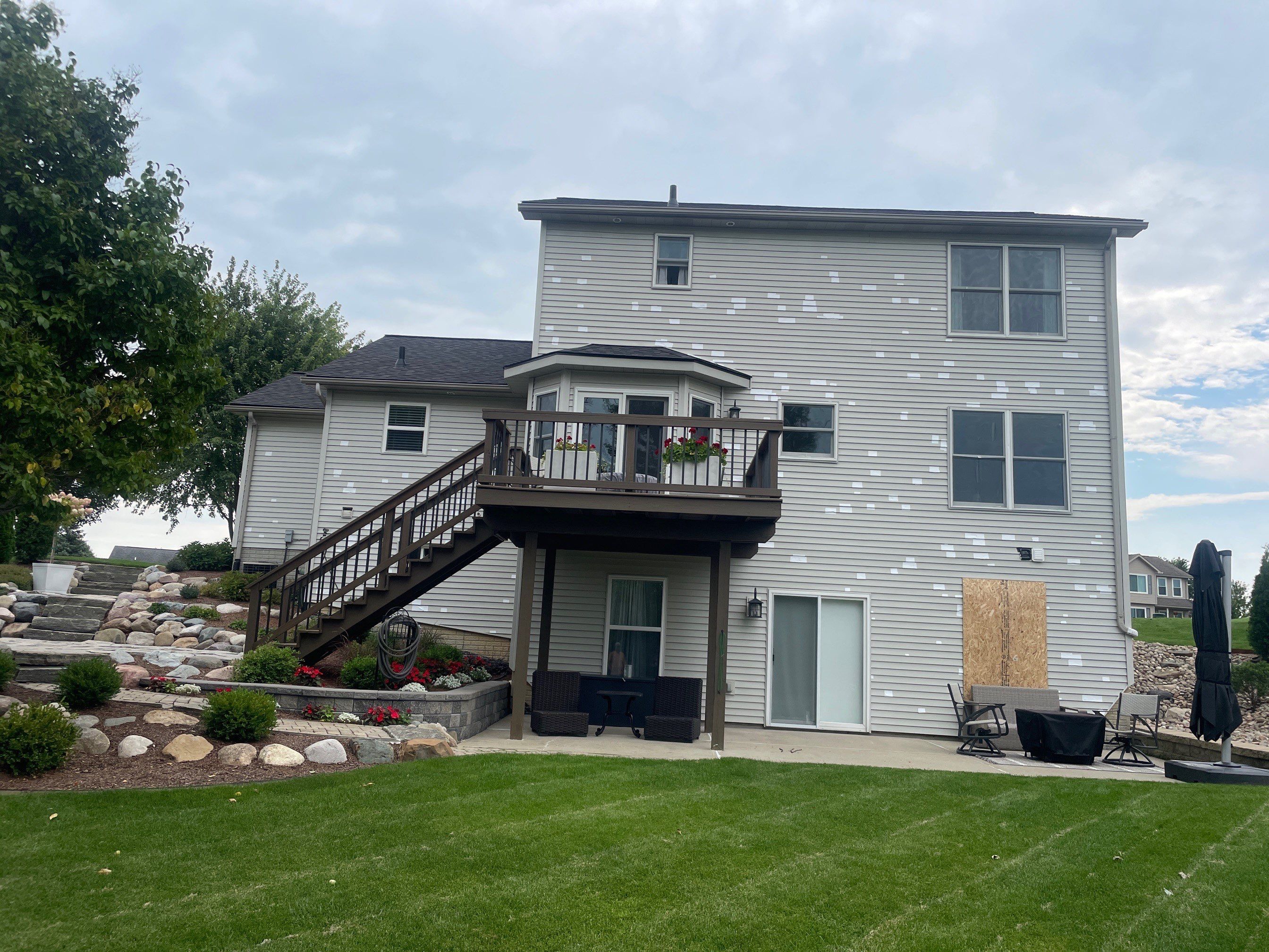 Siding Replacement using Certainteed Classic Restoration D4 by 180 Contractors