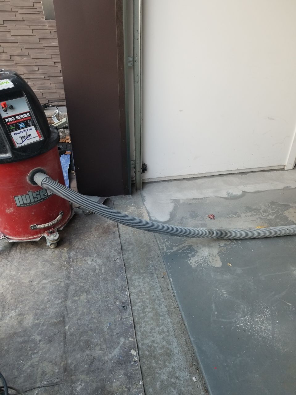 Garage Floor Coating in Penntek Domino by Spectrum Painting, LLC