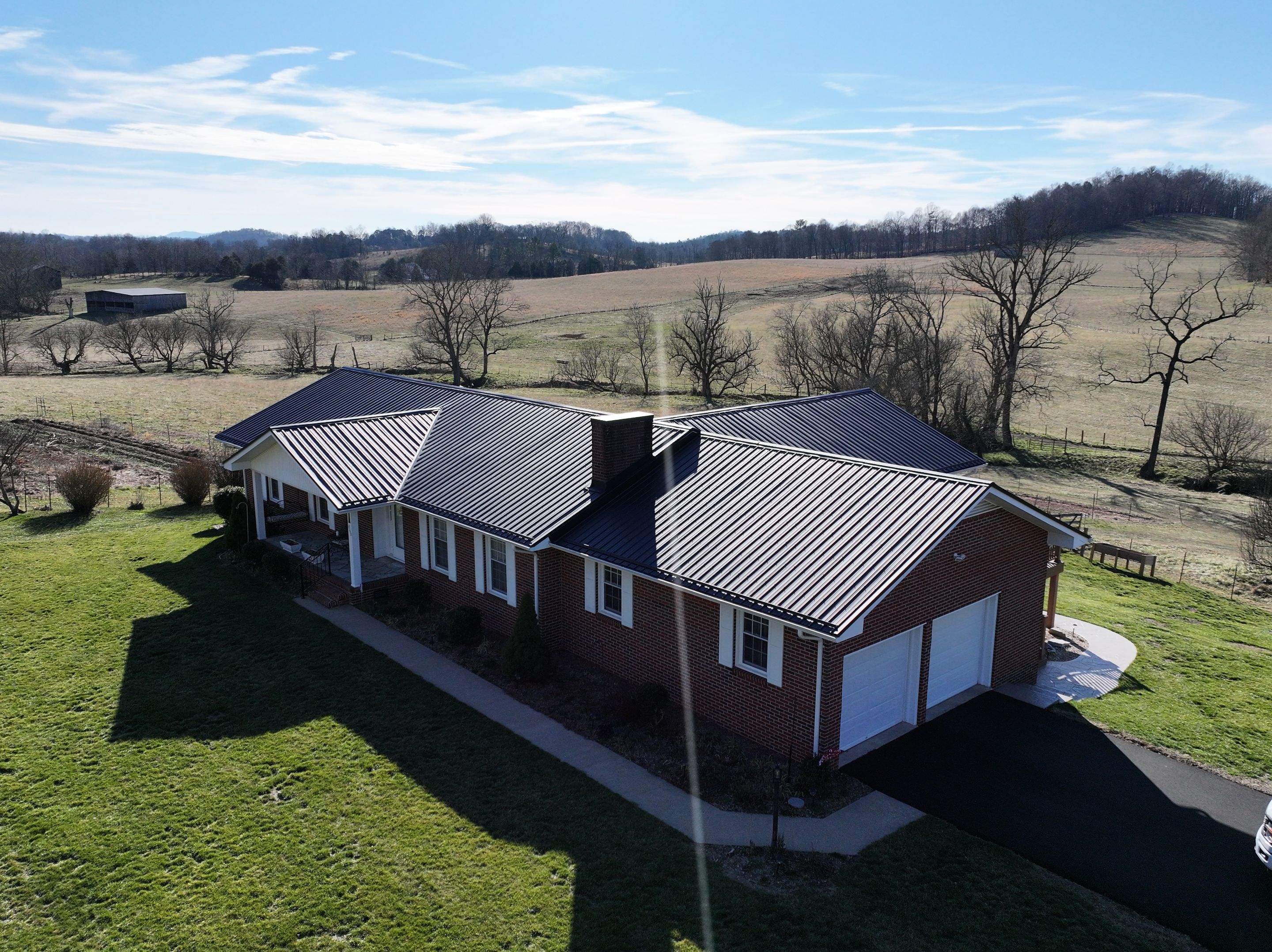 Morrell Residence by Omnia Roofing