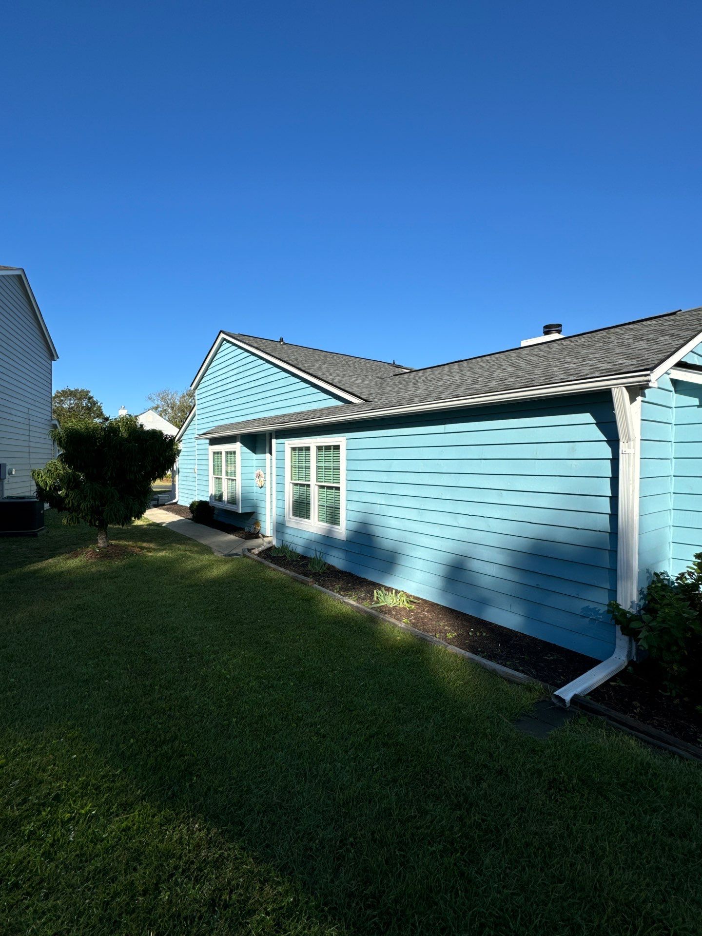 GAF HDZ - Pewter Gray by Linta Roofing Inc