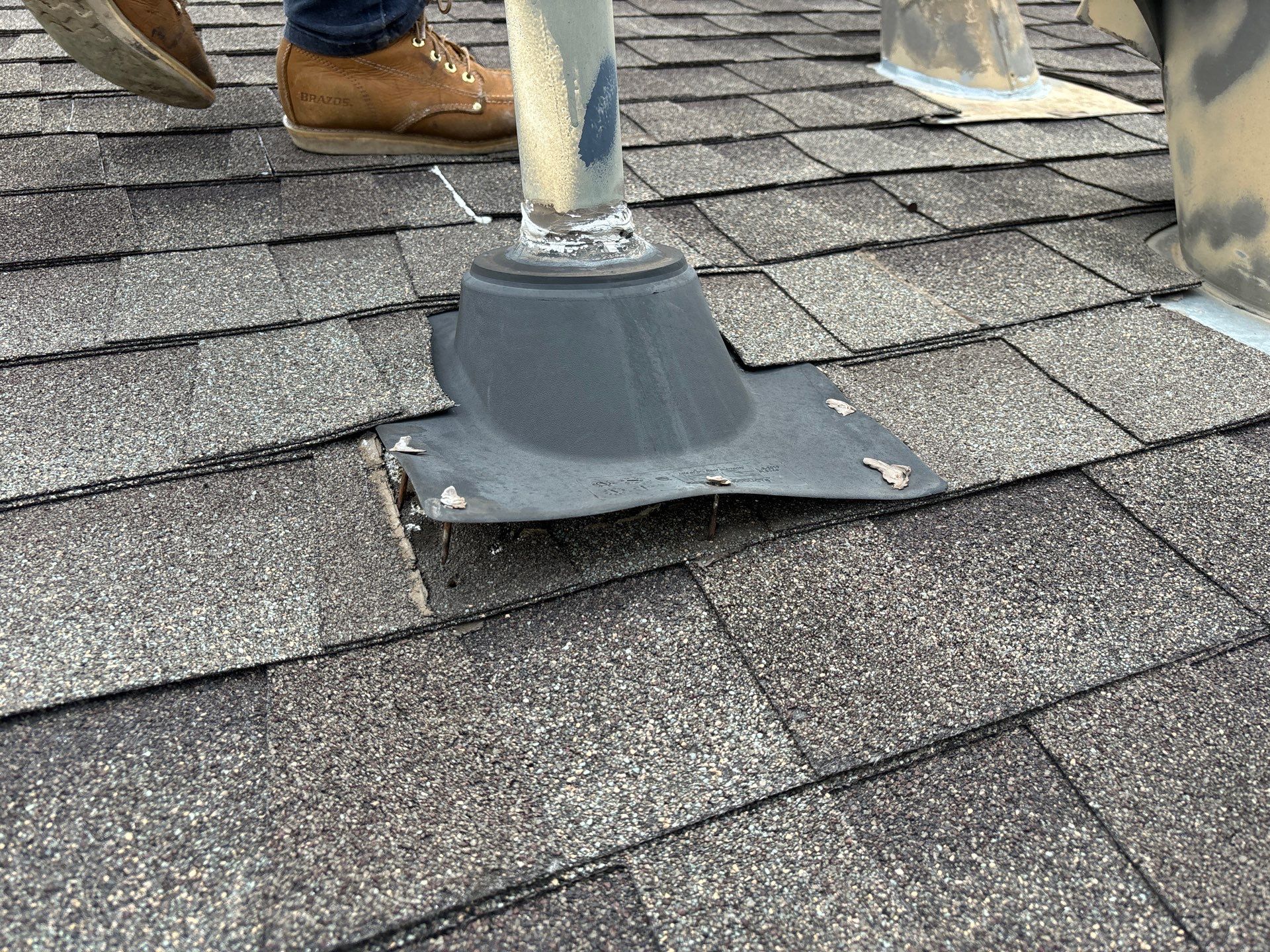 Hail Damage using Owen's Corning Duration (Lifetime) Shingles by Roof Repair Company