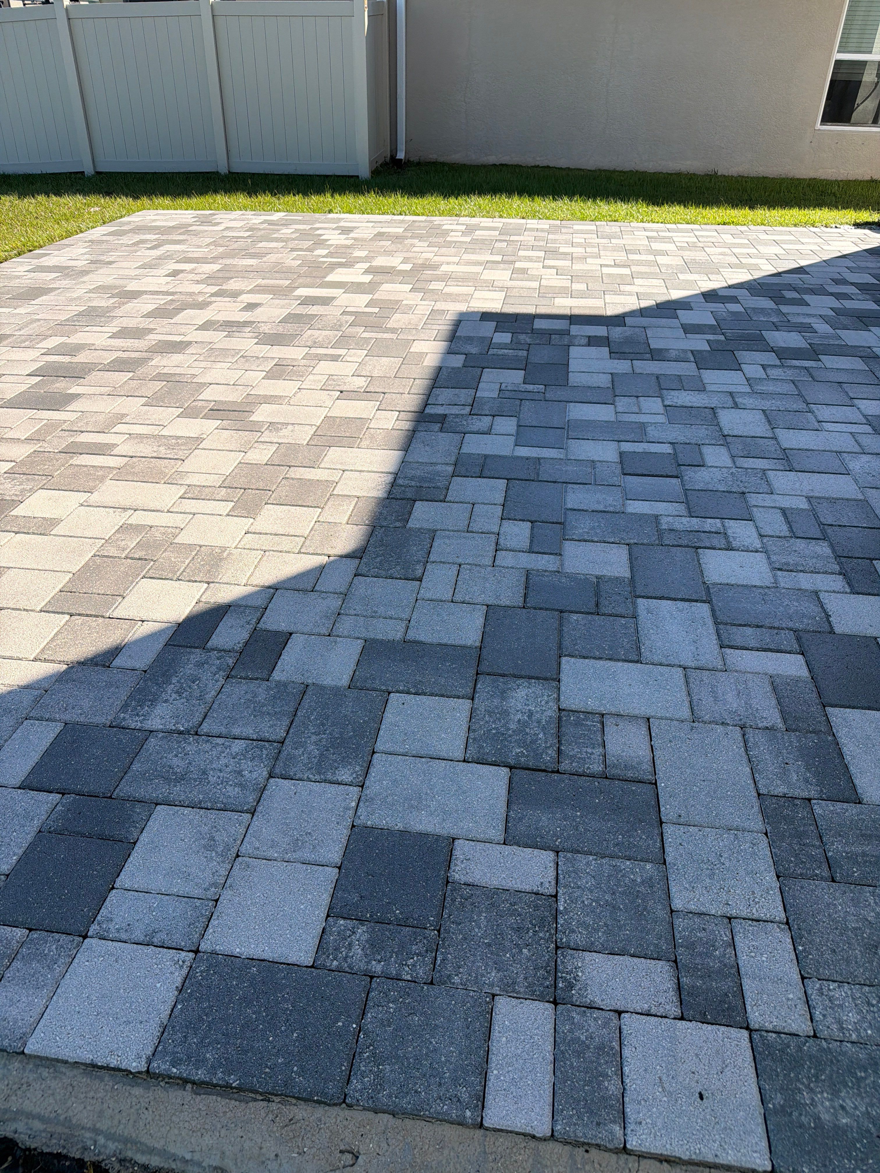 Paver Sealing and Restoration for Large Multi-Toned Patio in Wimauma by Supreme Paver Experts