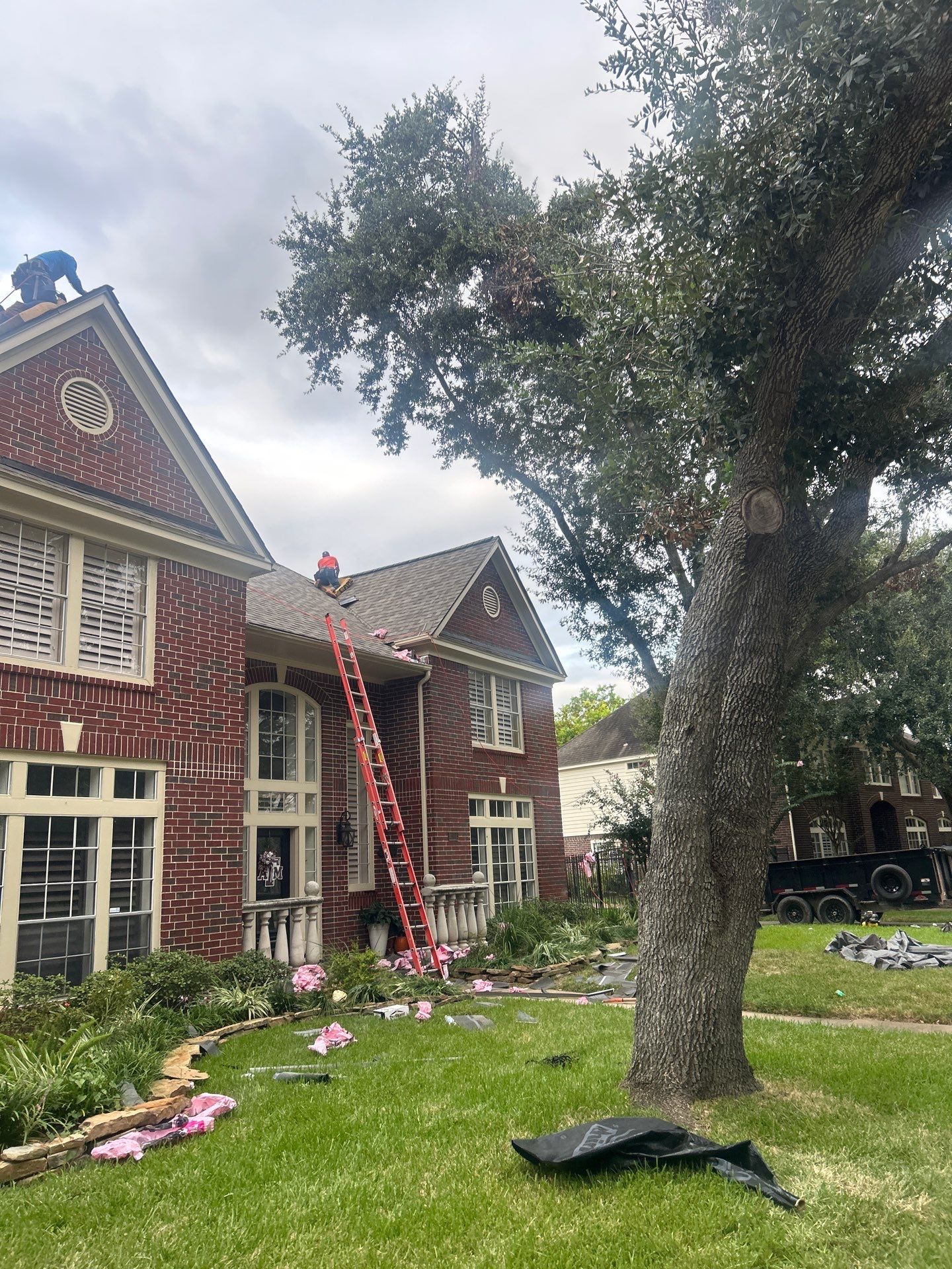 Residential Roofing Installation using Owen's Corning Duration (Lifetime) Shingles by Roof Repair Company