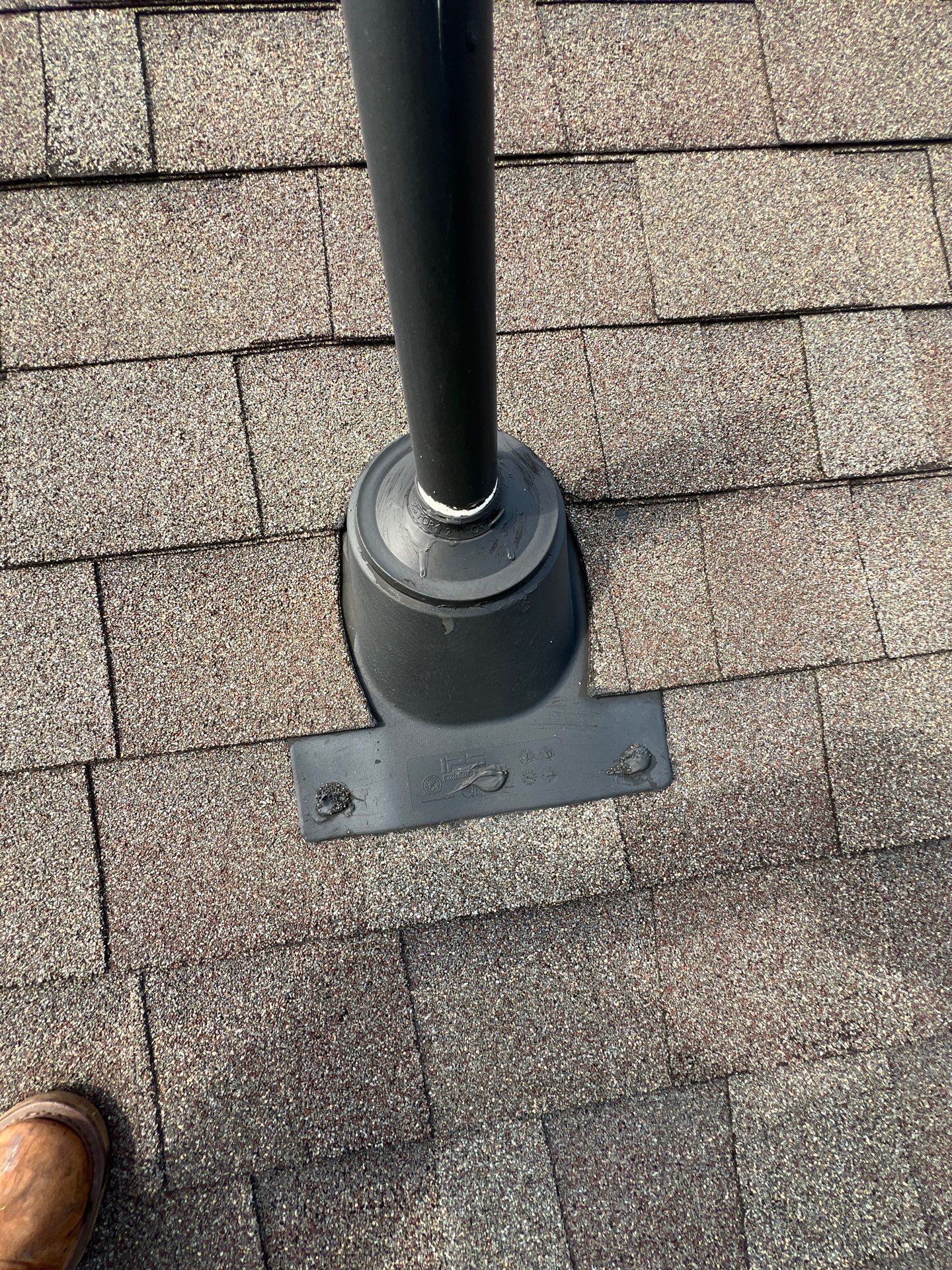 Hail Damage using Owen's Corning Duration (Lifetime) Shingles by Roof Repair Company