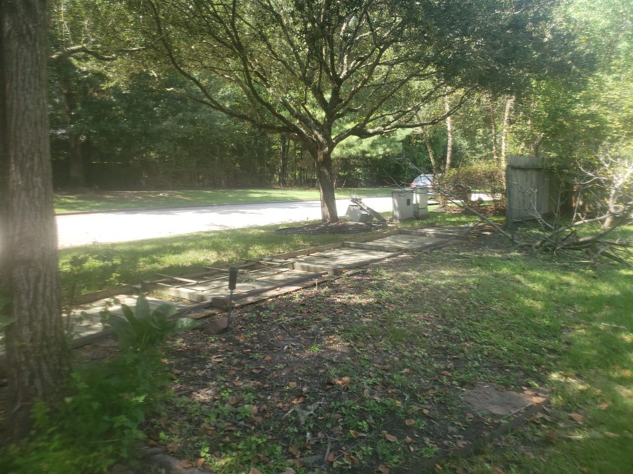 6'6" Western Red Cedar Fence Install by Astro Outdoor Designs 