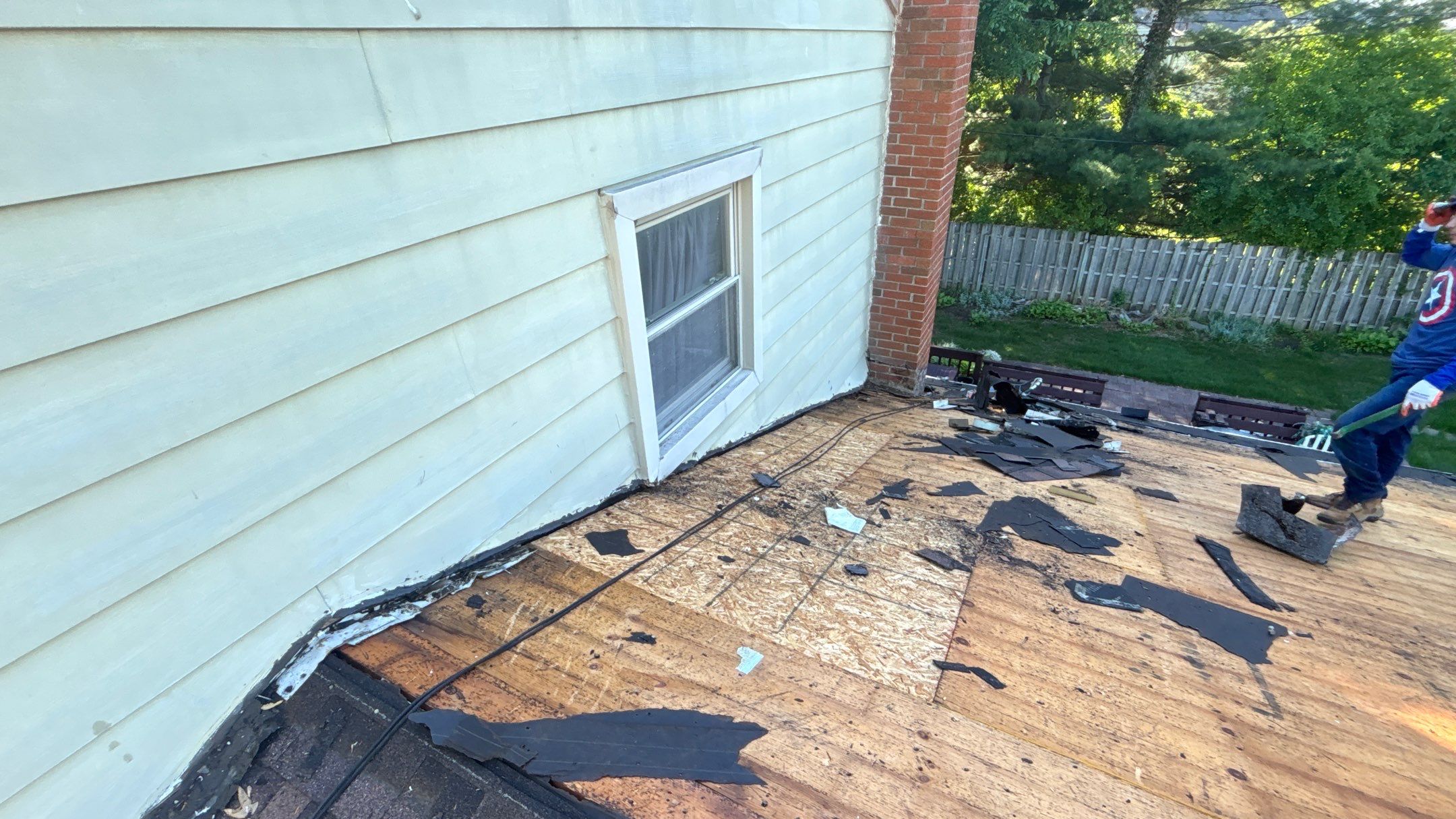 Roof Replacement using Owens Corning Tru Definitions by 180 Contractors