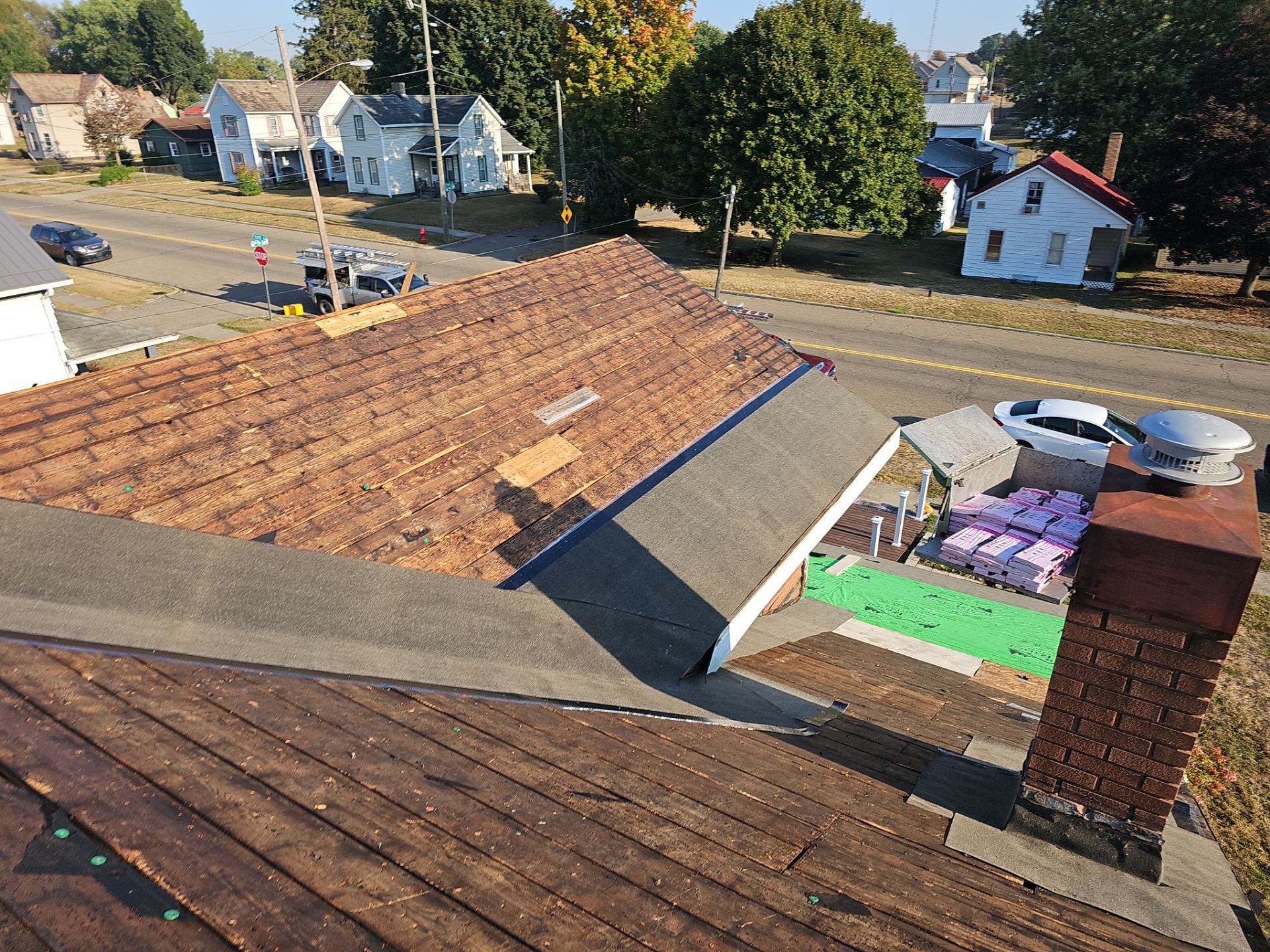 New Philadelphia Ohio Shingle Roof and Siding Installation by Pine Ridge Roofing LLC