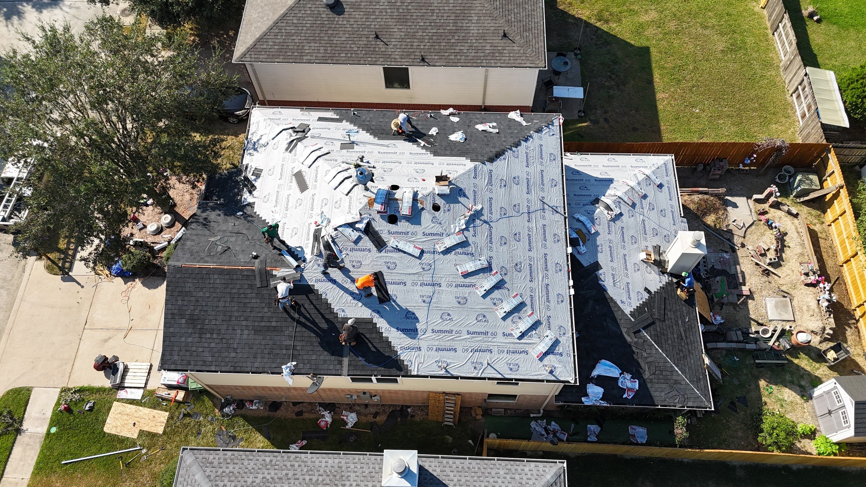 Atascocita Roof Installation using Atlas Pinnacle Pristine by Modern BYLT Roofing & Construction