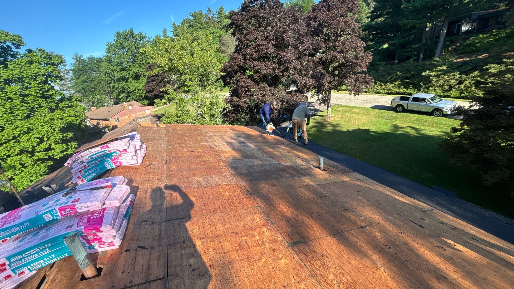 Roof Replacement using Owens Corning Onyx Black by 180 Contractors
