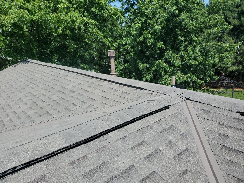 Malarkey Vista - Weathered Wood by White Castle Roofing