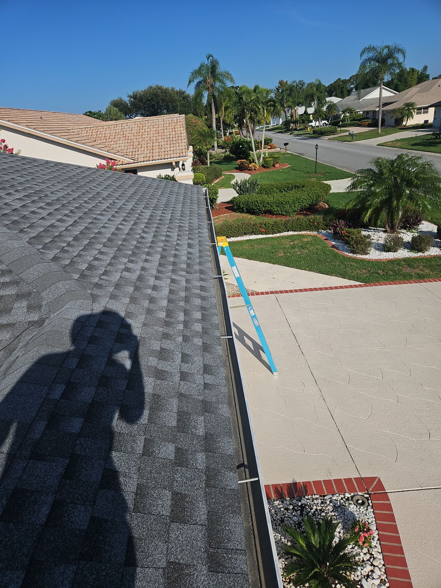 Replace gutter using seal gutters in Sarasota FL
