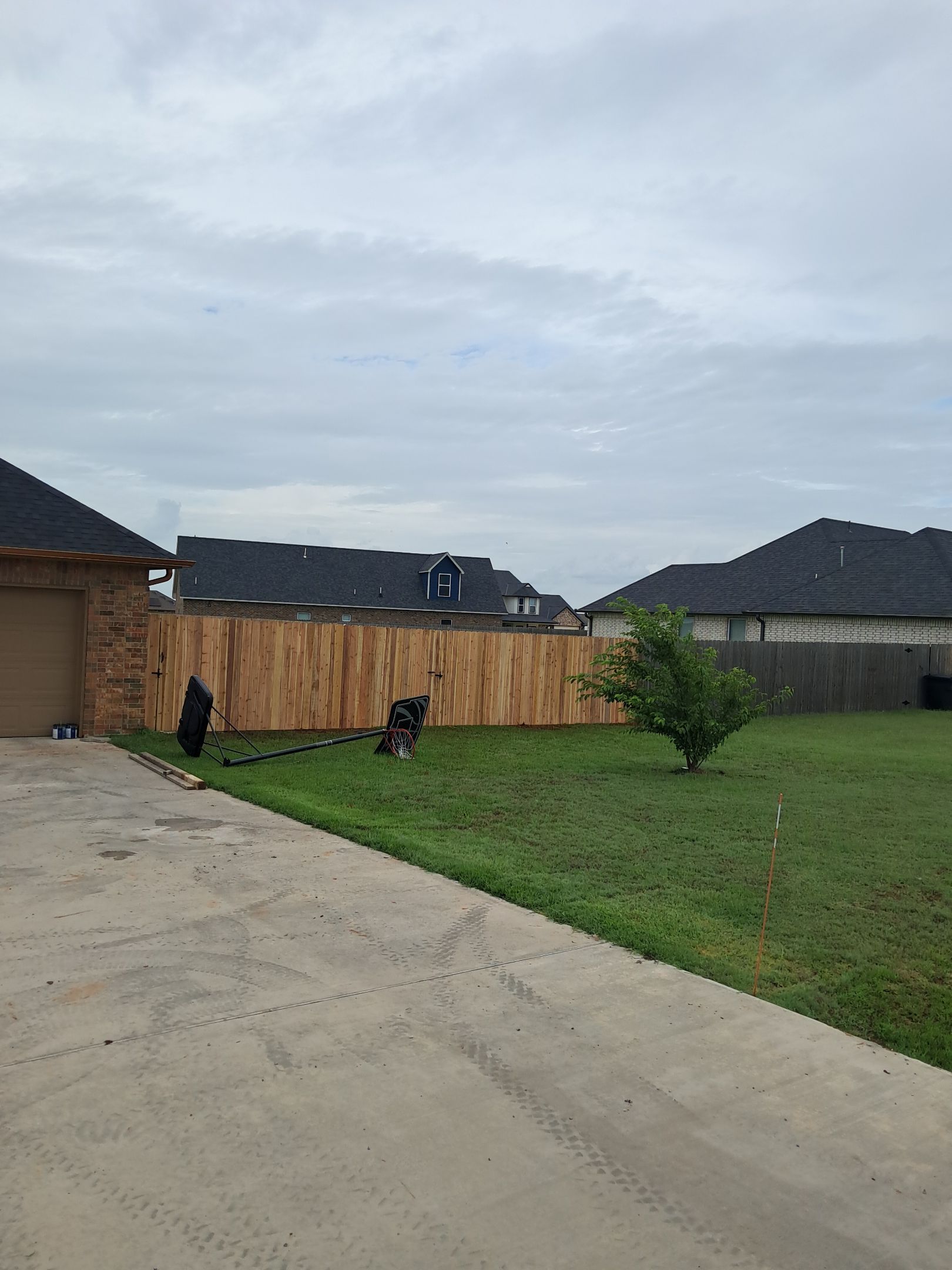 Fence Work by Clays Services Inc