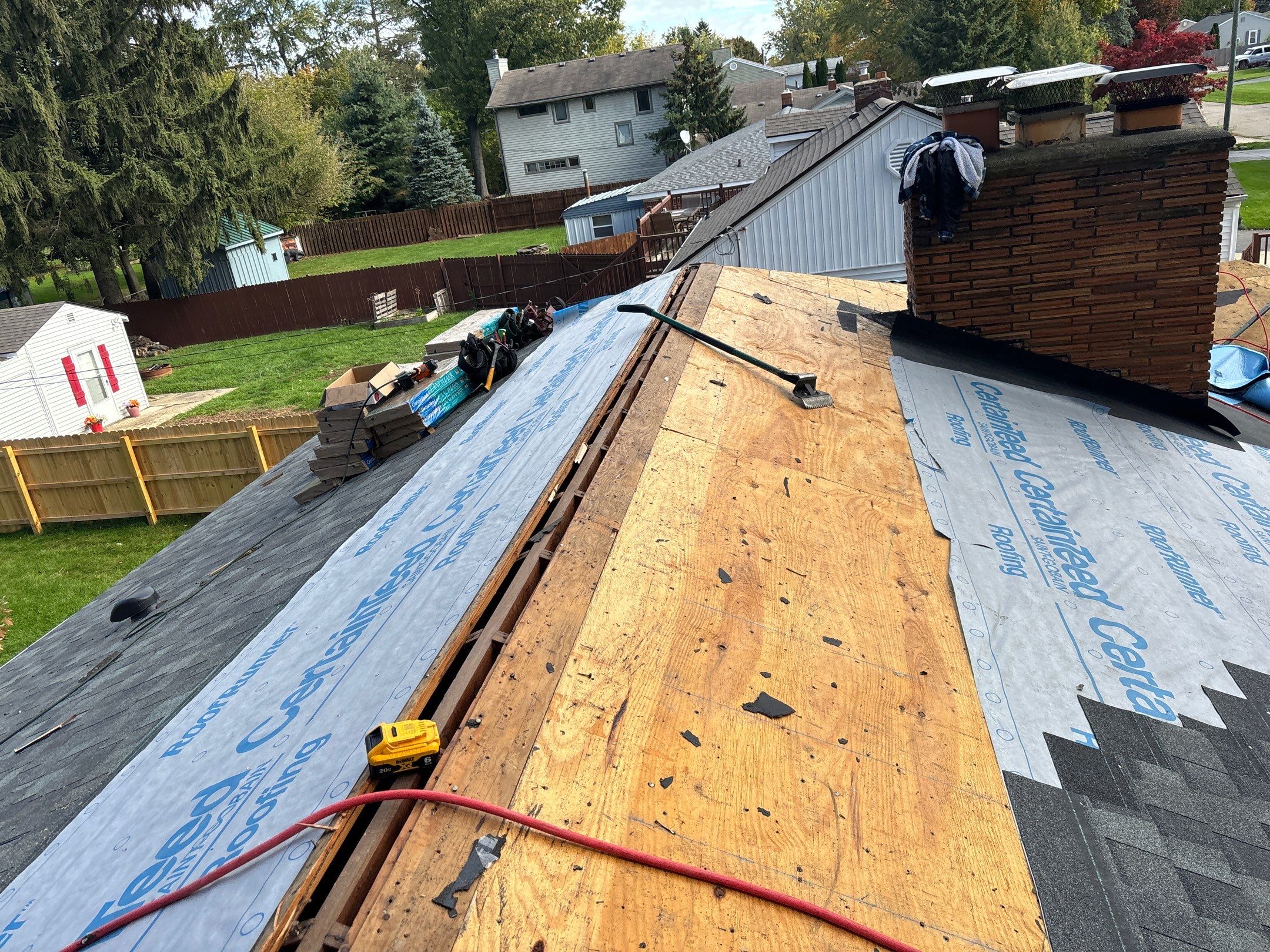 Roof Replacement using CertainTeed Landmark by 180 Contractors