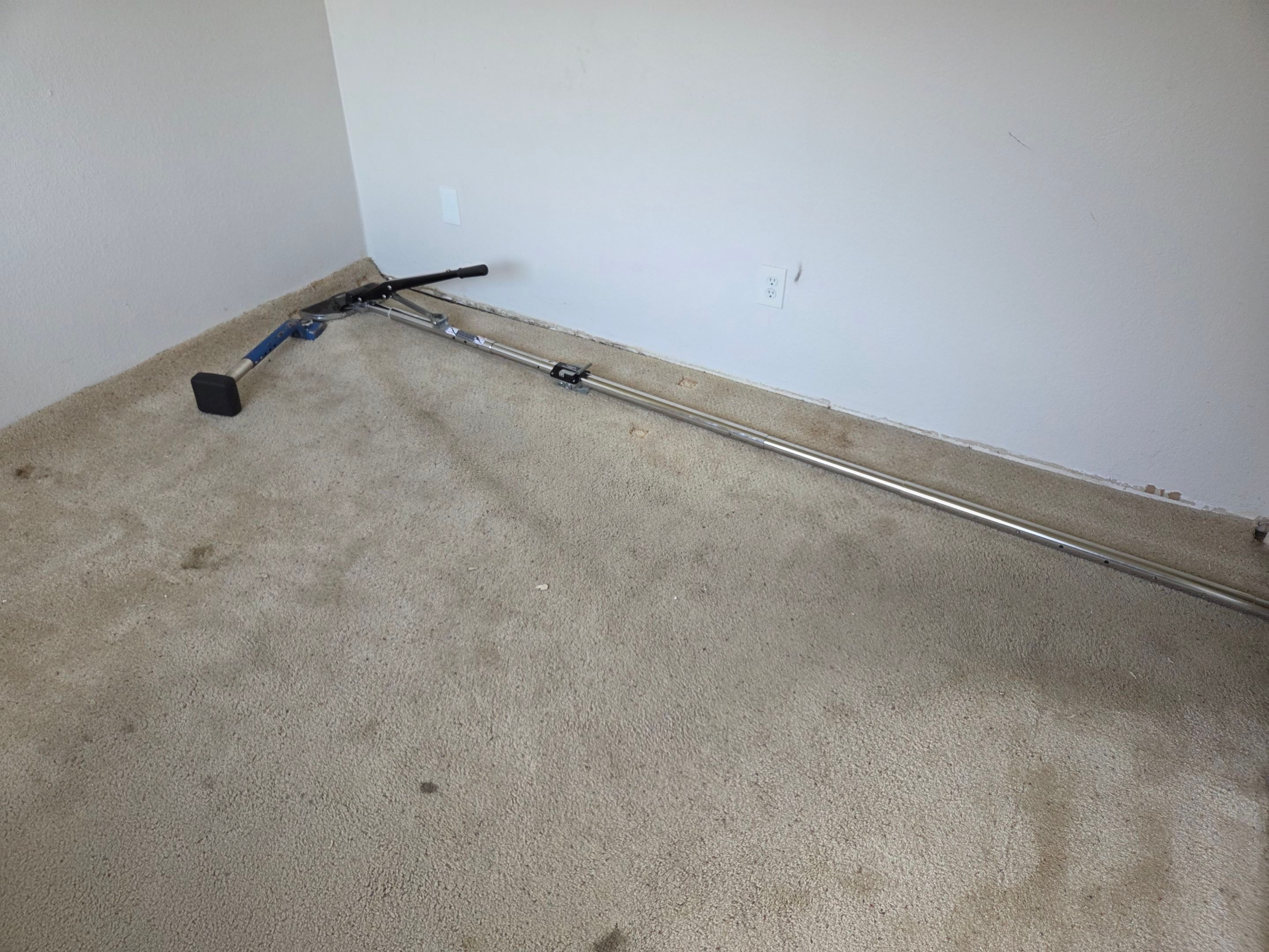 Carpet Re-stretching & Cleaning in Rosemont by Ardent Carpet Restore LLC