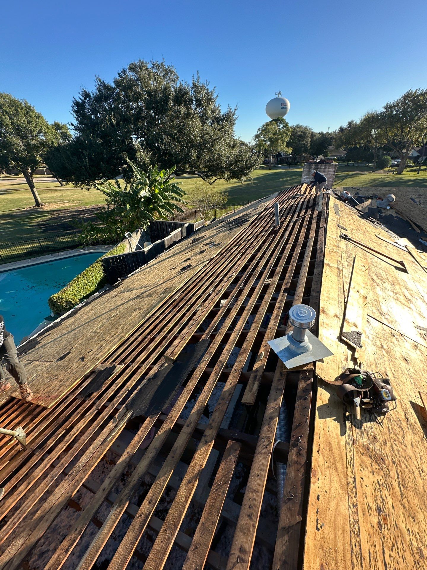 Roof Replacement in Sugar Creek, Sugar Land TX by Roof Repair Company