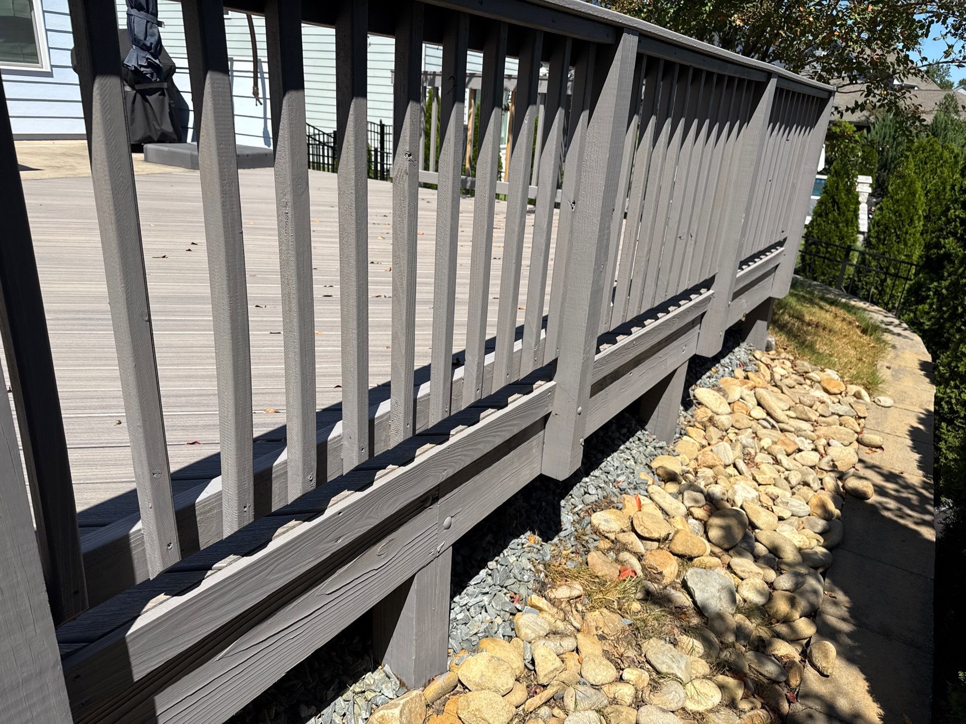Wood Deck using Wood Stain by DuraSeal
