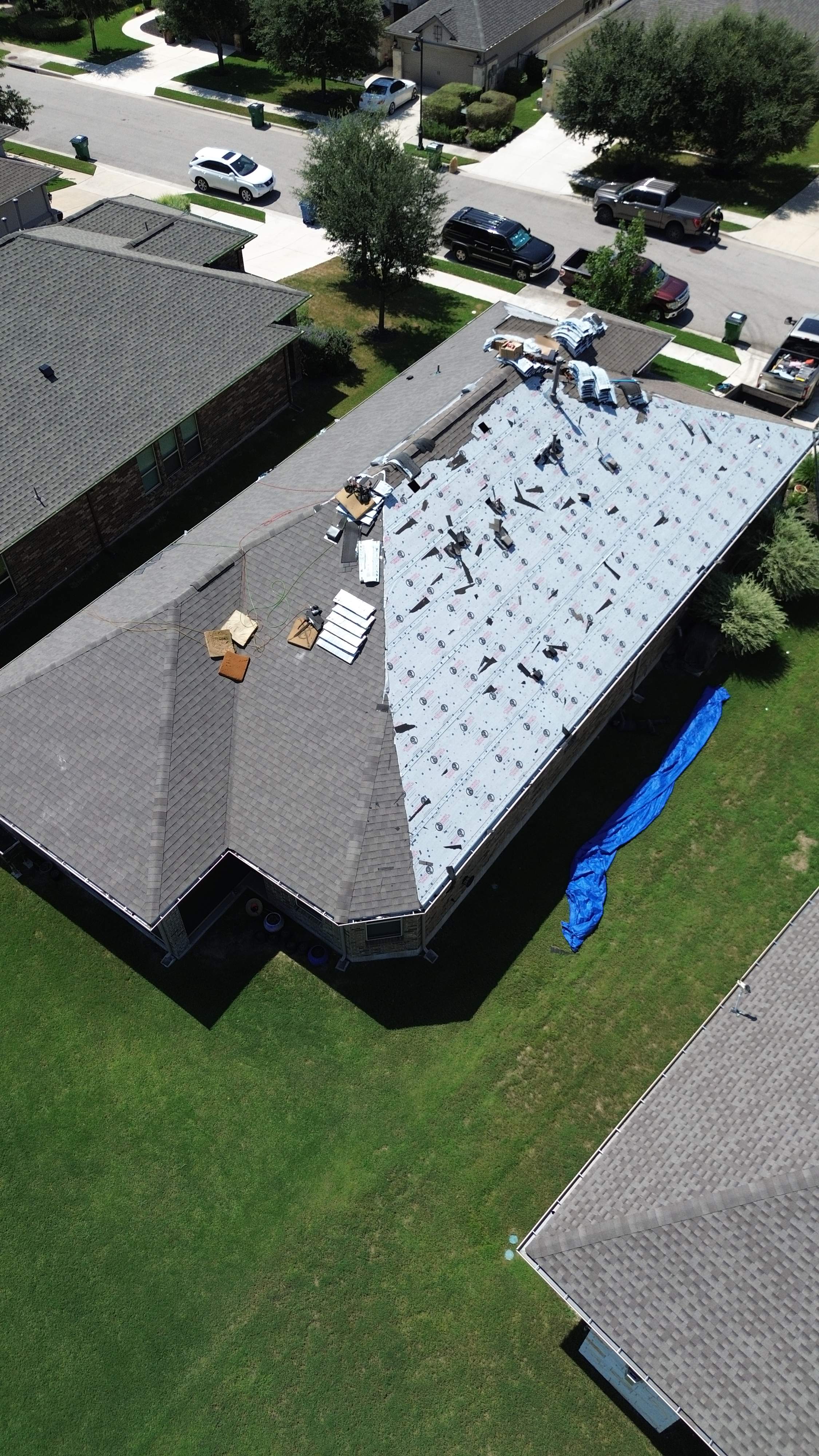 IKO Cambridge Weathered Wood by DeZign Roofing & Exteriors